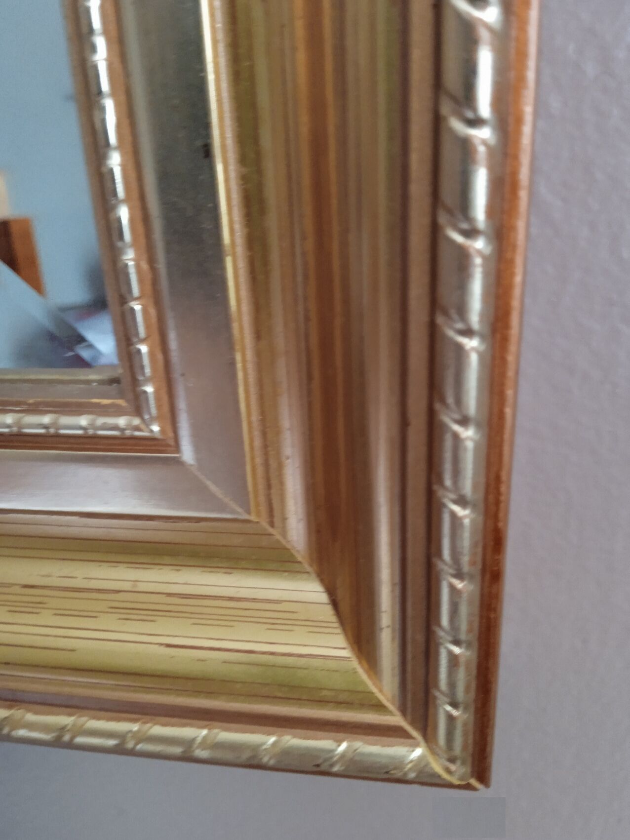 Beveled mirror with gold frame 60 x 80 cm