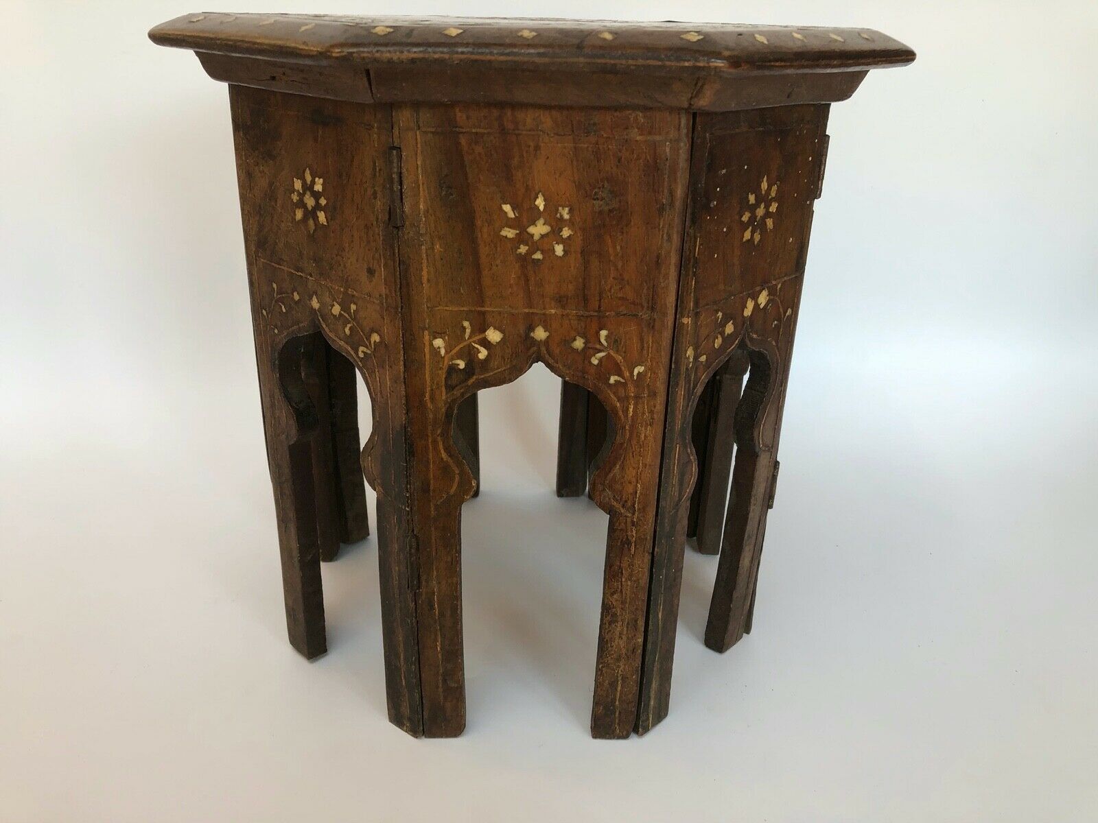 Table a the syrian travel middle east marquetry inlay 19th