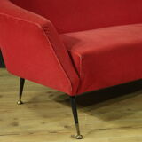 Italian sofa in red velvet from the 60s