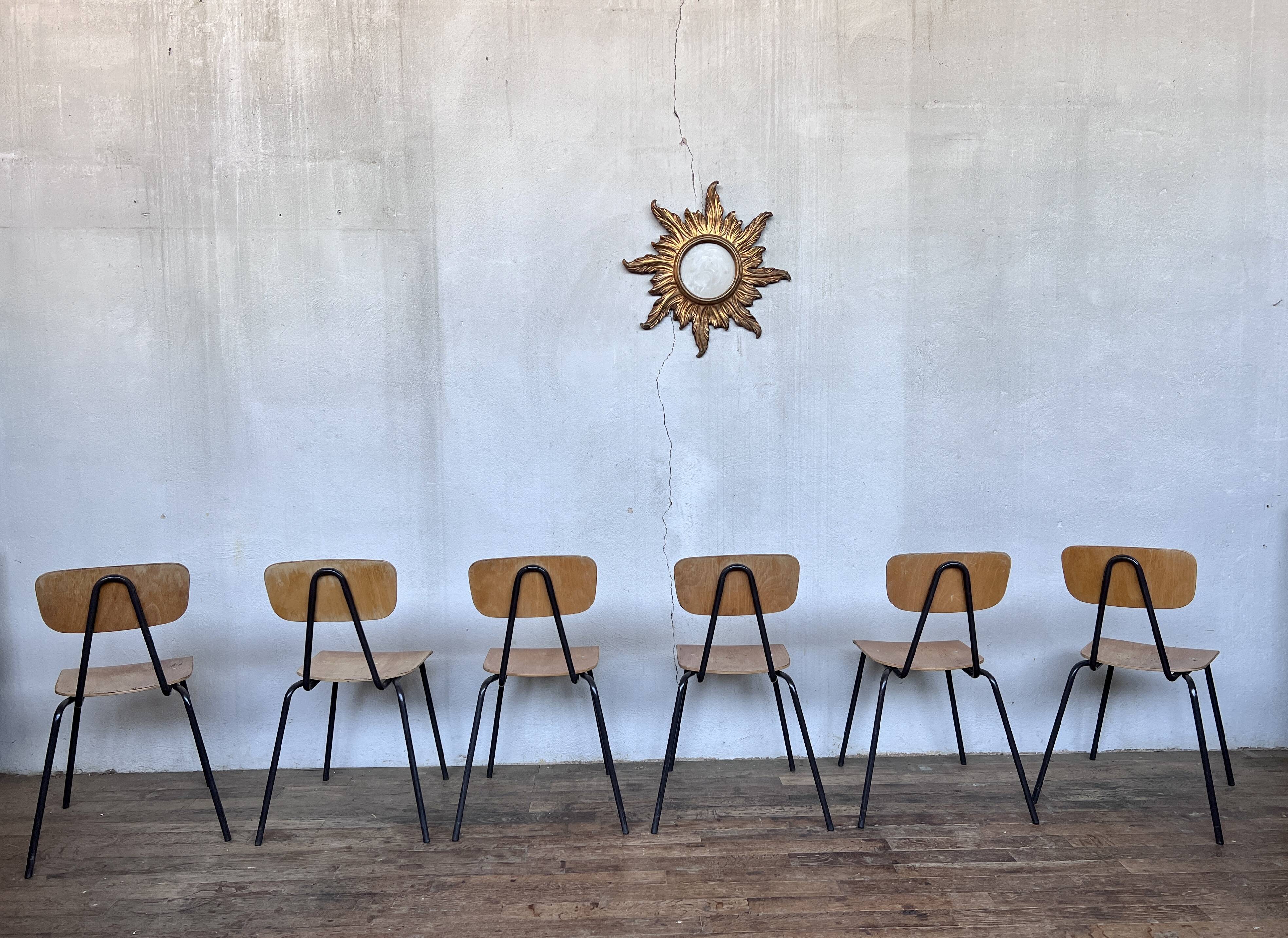 Series of 6 vintage chairs