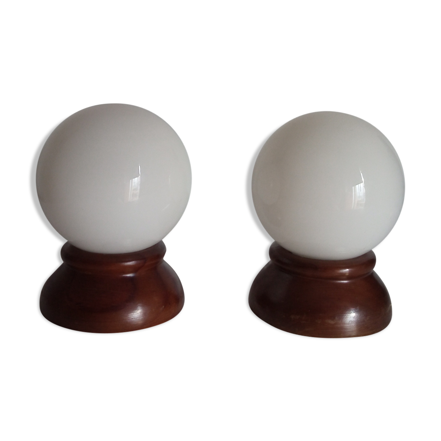 Pair of vintage bedside lamps