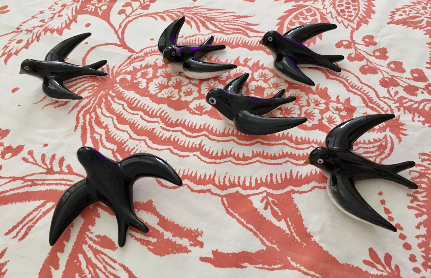 Lot of ceramic swallows