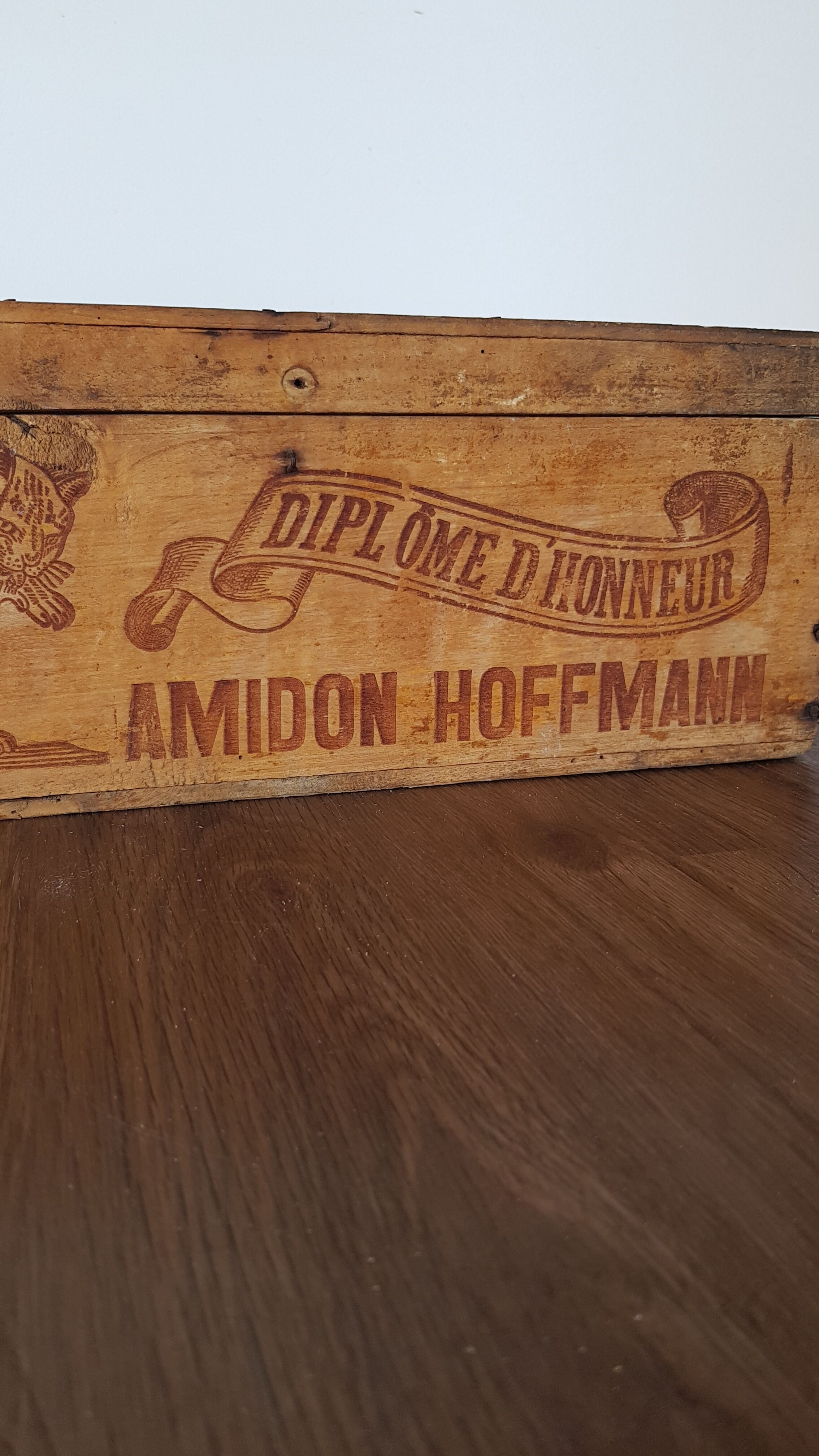 Advertising wooden box