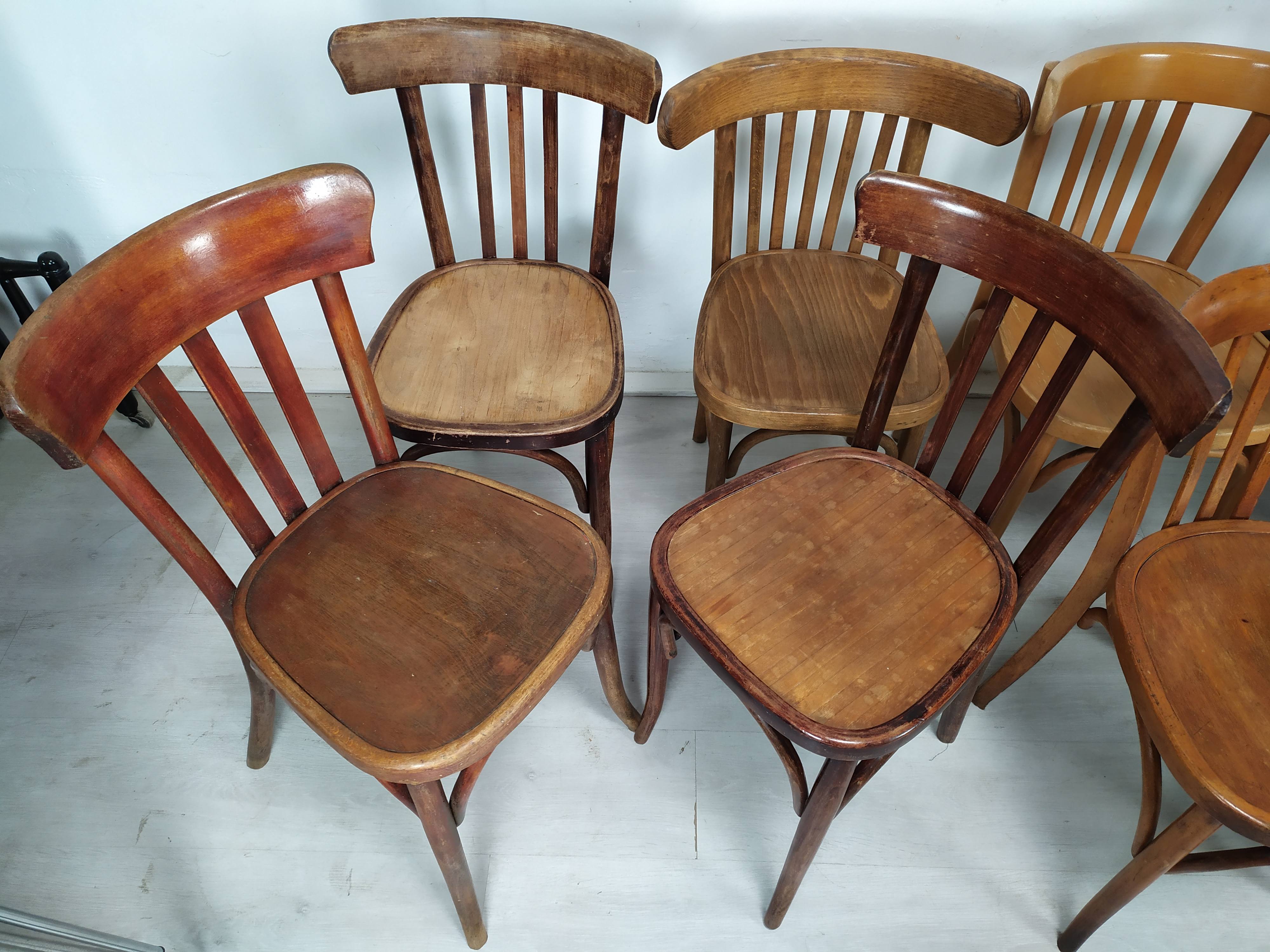 Lot de 12 chaises bistrot