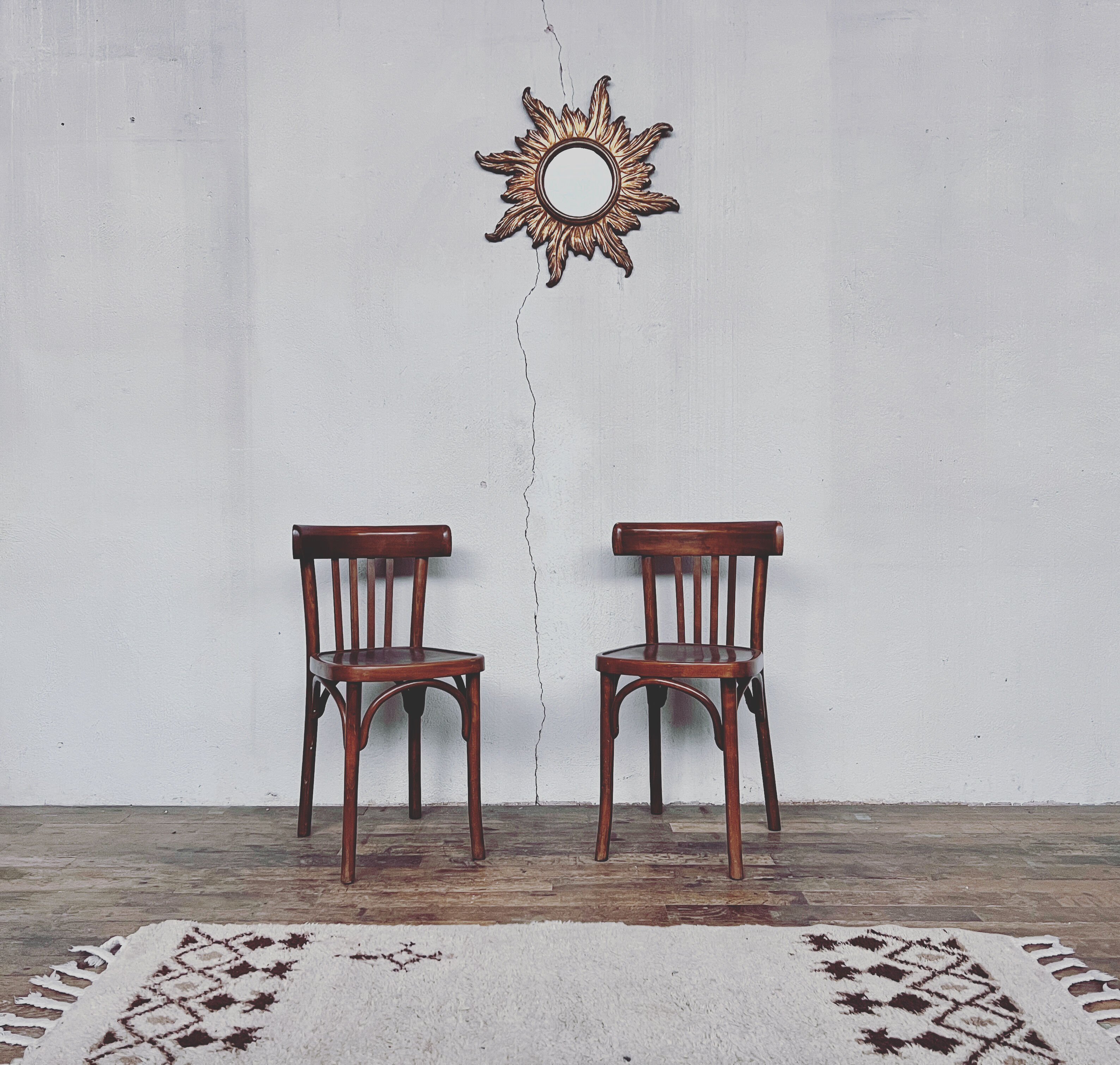 Pair of vintage Parisian bistro chair barter 195