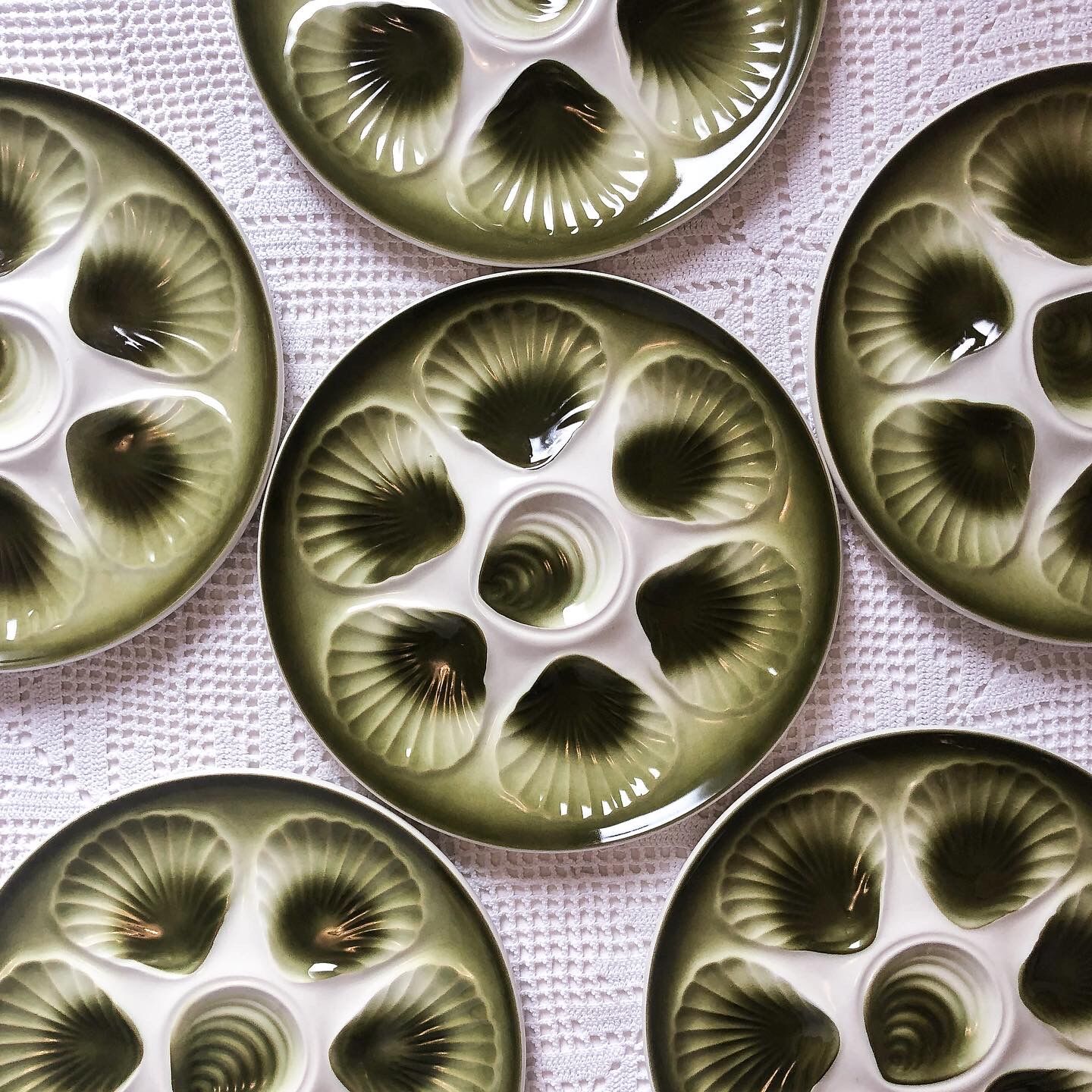 6 oyster plates Moulin des loups