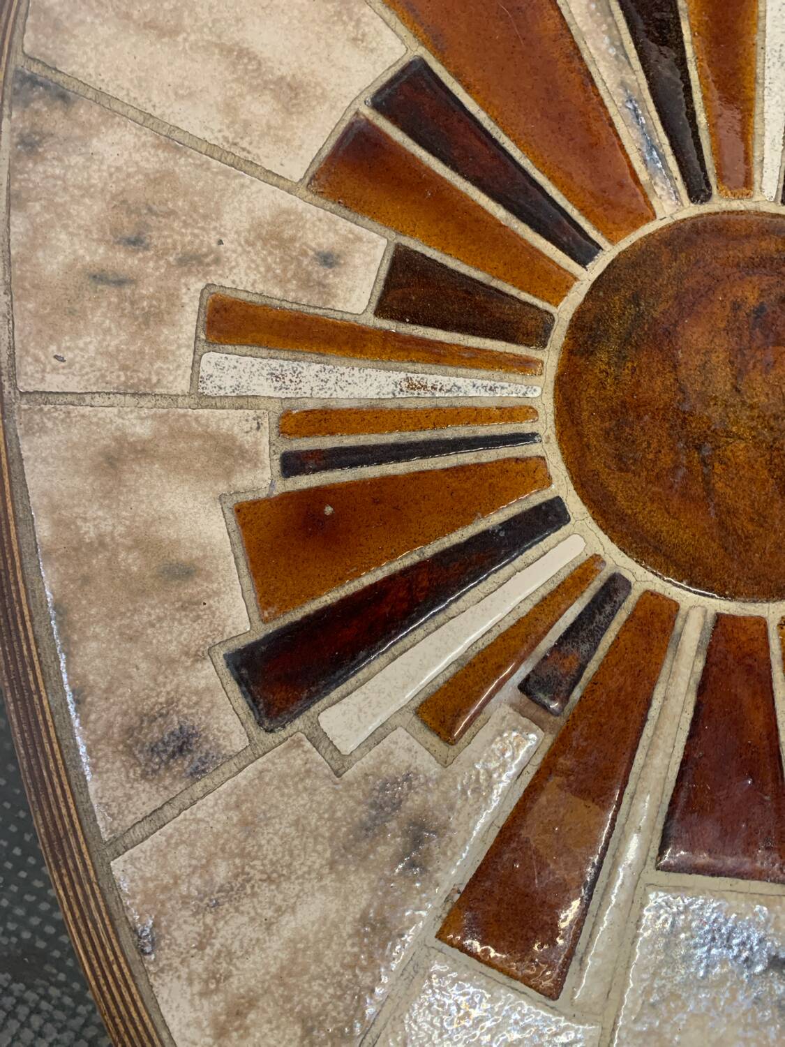 Barrois tripod coffee table