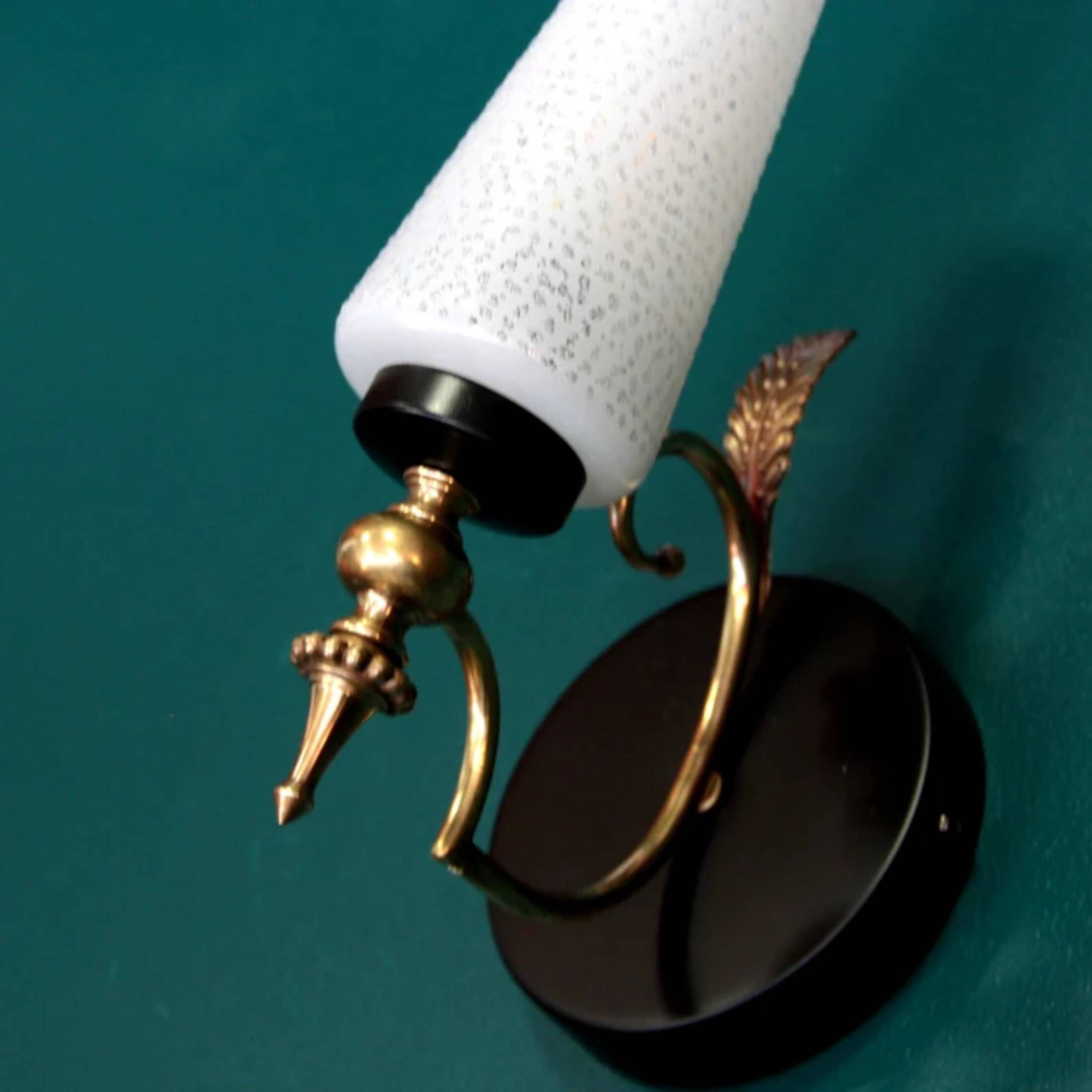 Pair of brass wall lights and speckled white glass tulips LAMP-6019