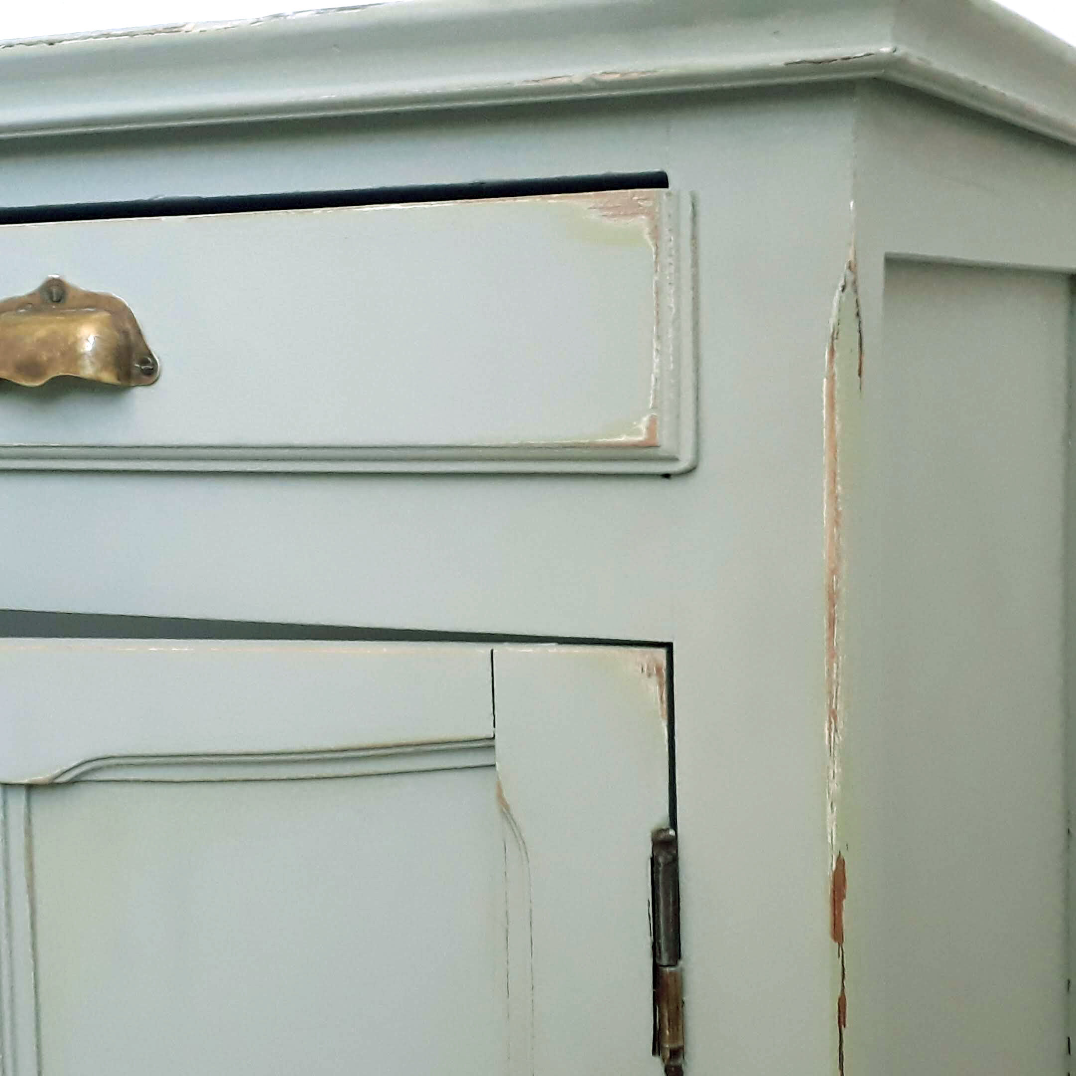 Buffet 2 doors green powder