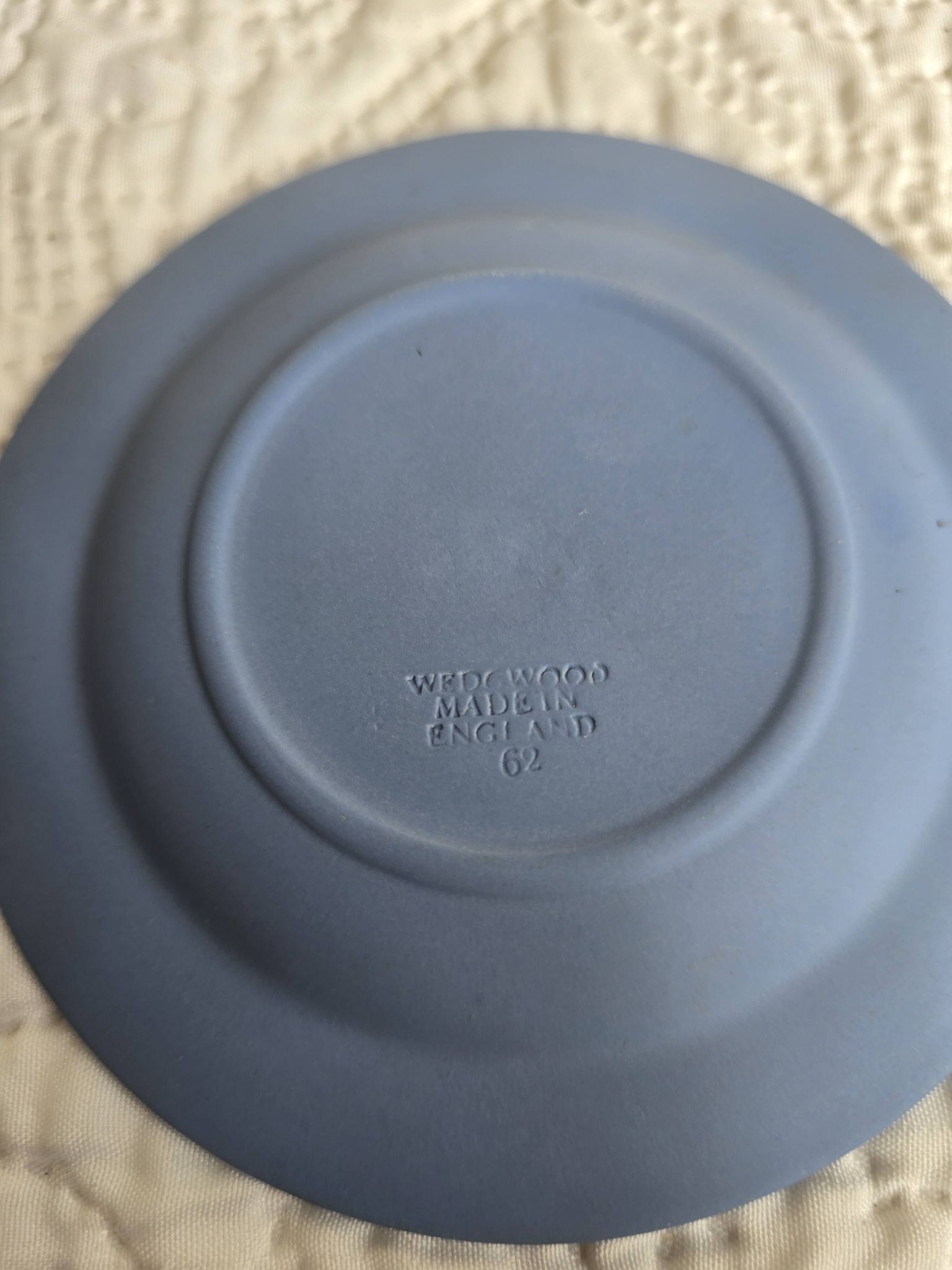 Service thé Wedgwood en biscuit bleu et blanc