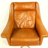 Matador swivel leather chair with ottoman by Aage Christiansen for Erhardsen & Andersen, 1960s