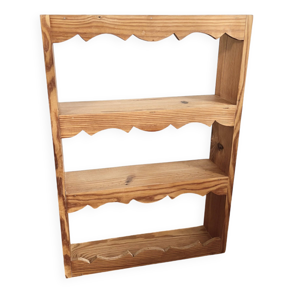 Etagère murale à frises festonnées