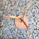 Tripod pedestal table