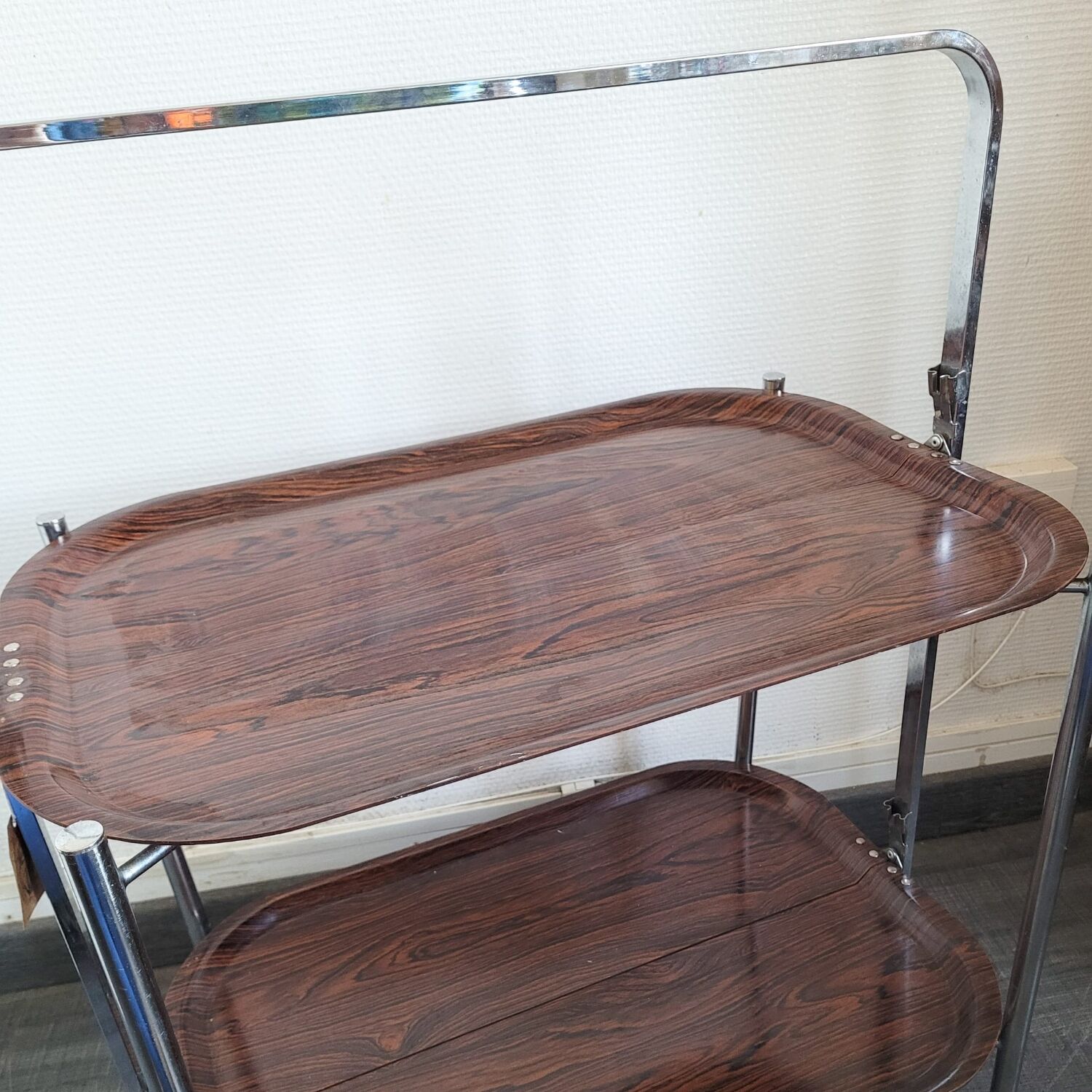 Vintage folding and rolling service
