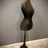 Wasp-sized mannequin