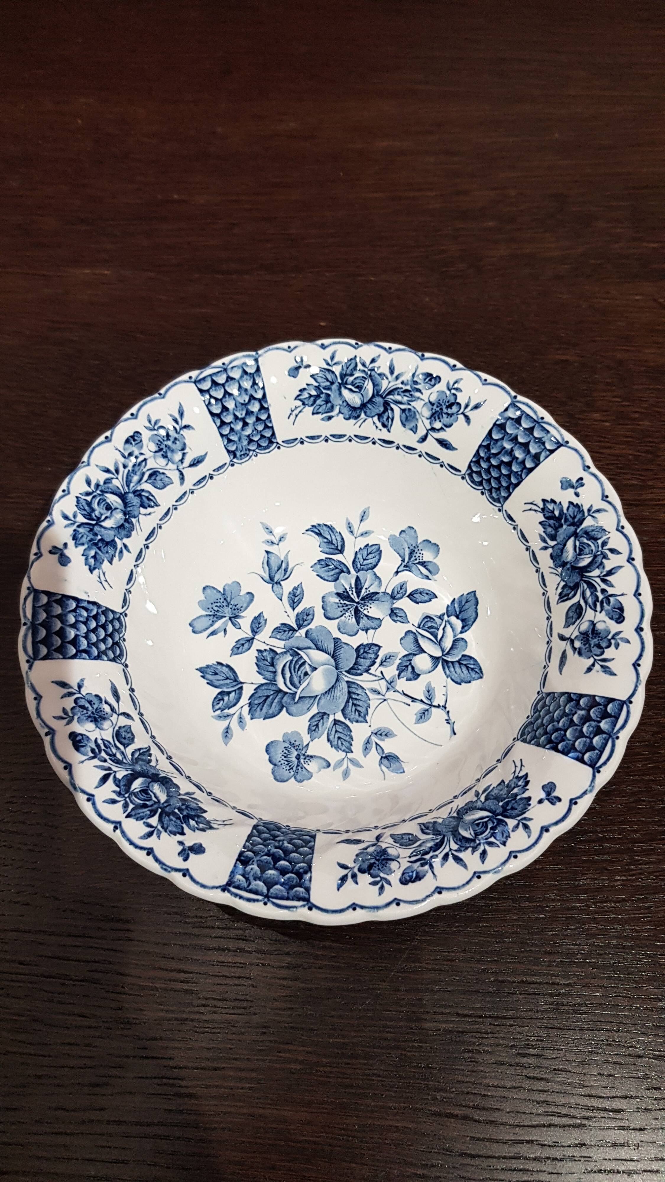 Salad with 6 Melody myott blue cups