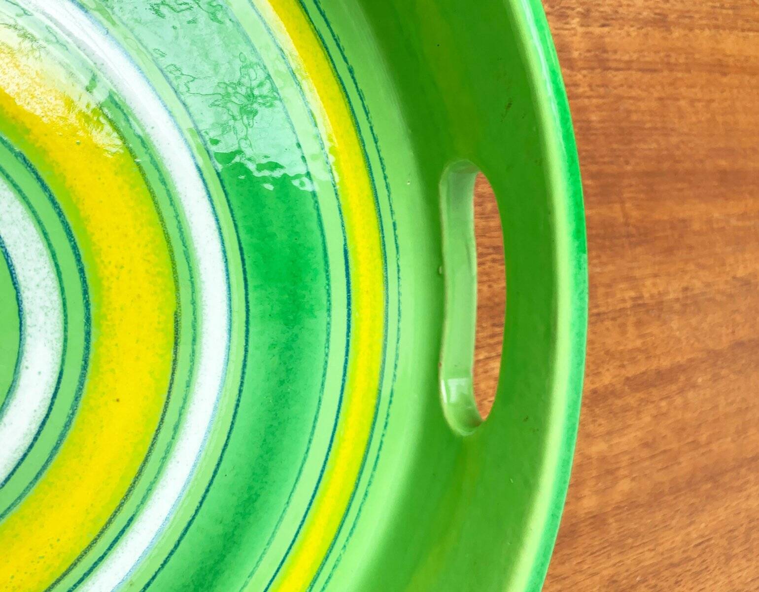 Italian ceramic platter from the mid-century by Bitossi for Rosenthal Netter, 1960s.