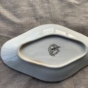Serving dish in white porcelain art deco mill wolves orchies