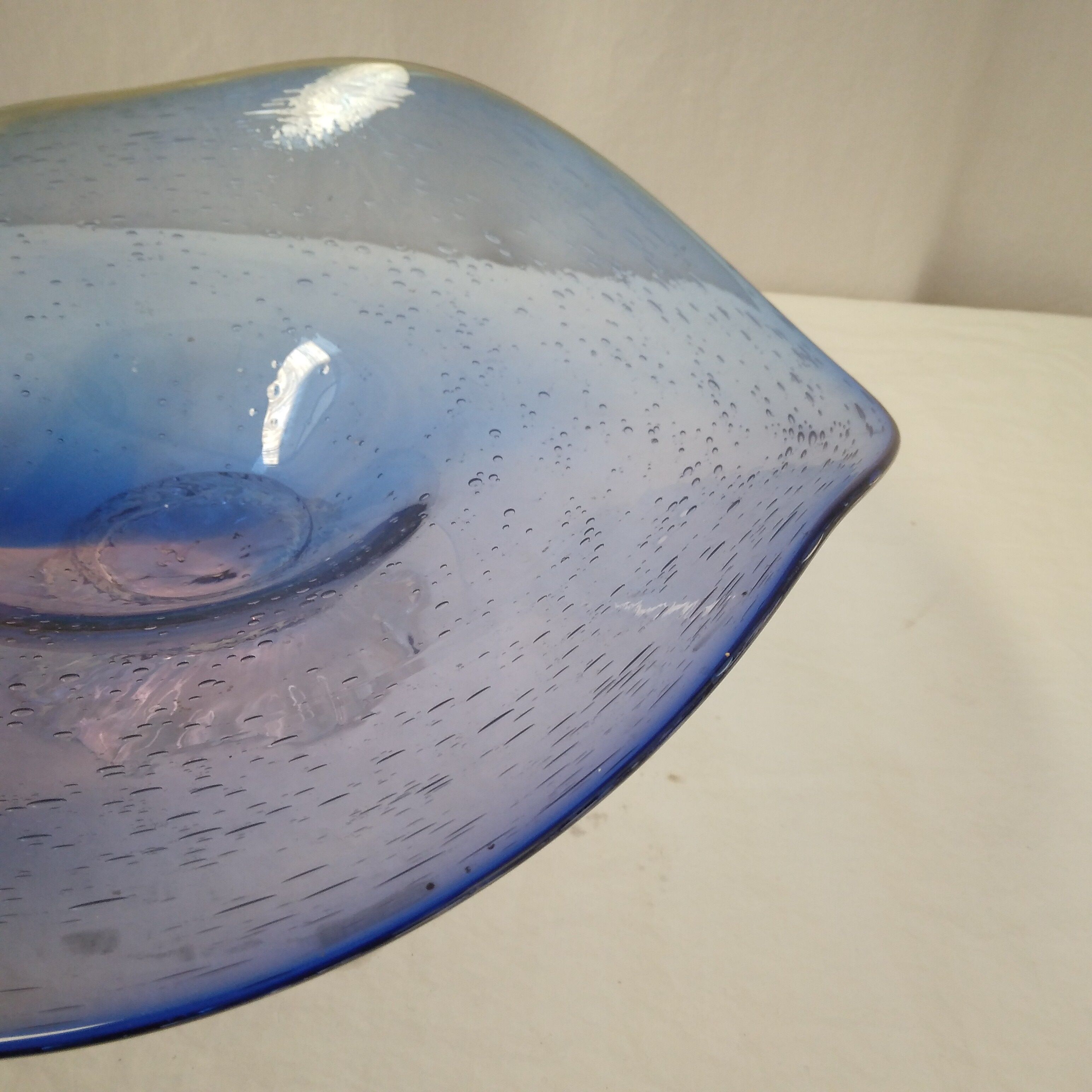 Fruit cup in blown glass signed