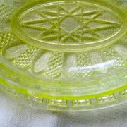 Fruit cup in yellow wealine moulded crystal 19th / 20th century