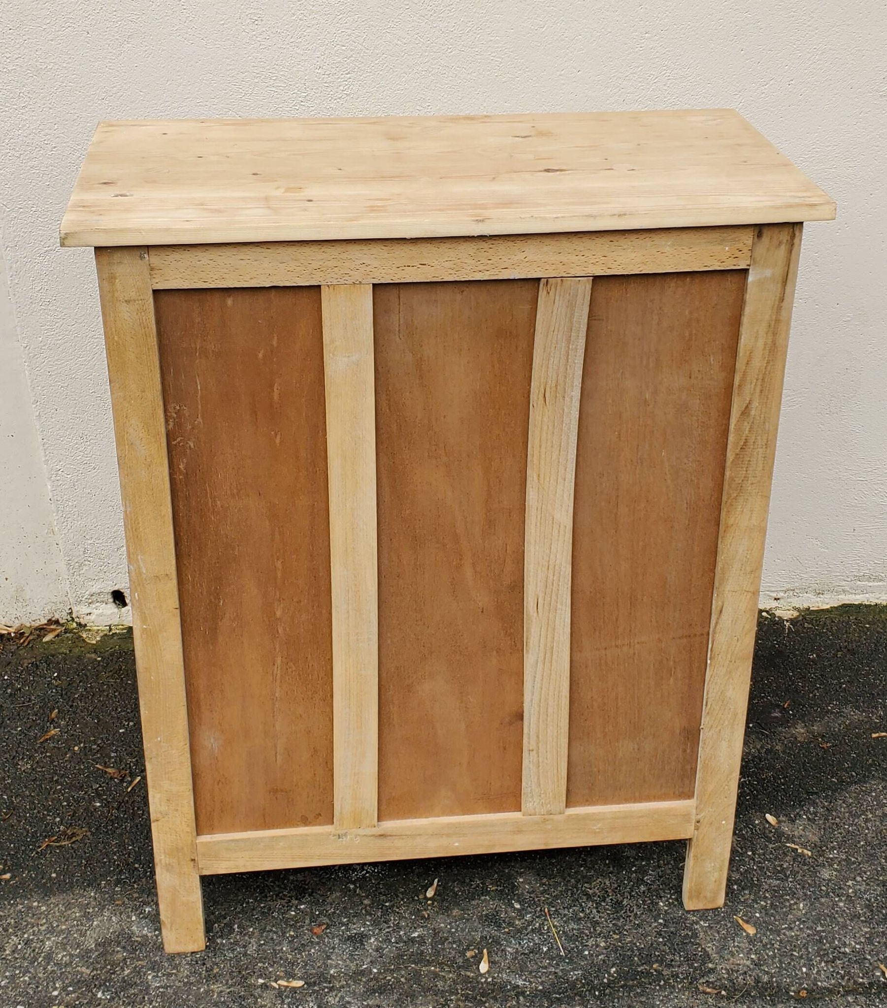 Very beautiful Parisian piece of furniture from 1940, 2 doors and 2 drawers, sanded and stripped