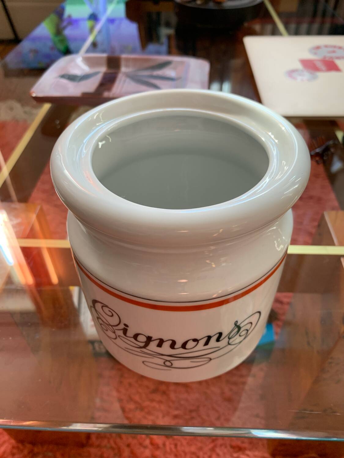 Pot en céramique de cuisine