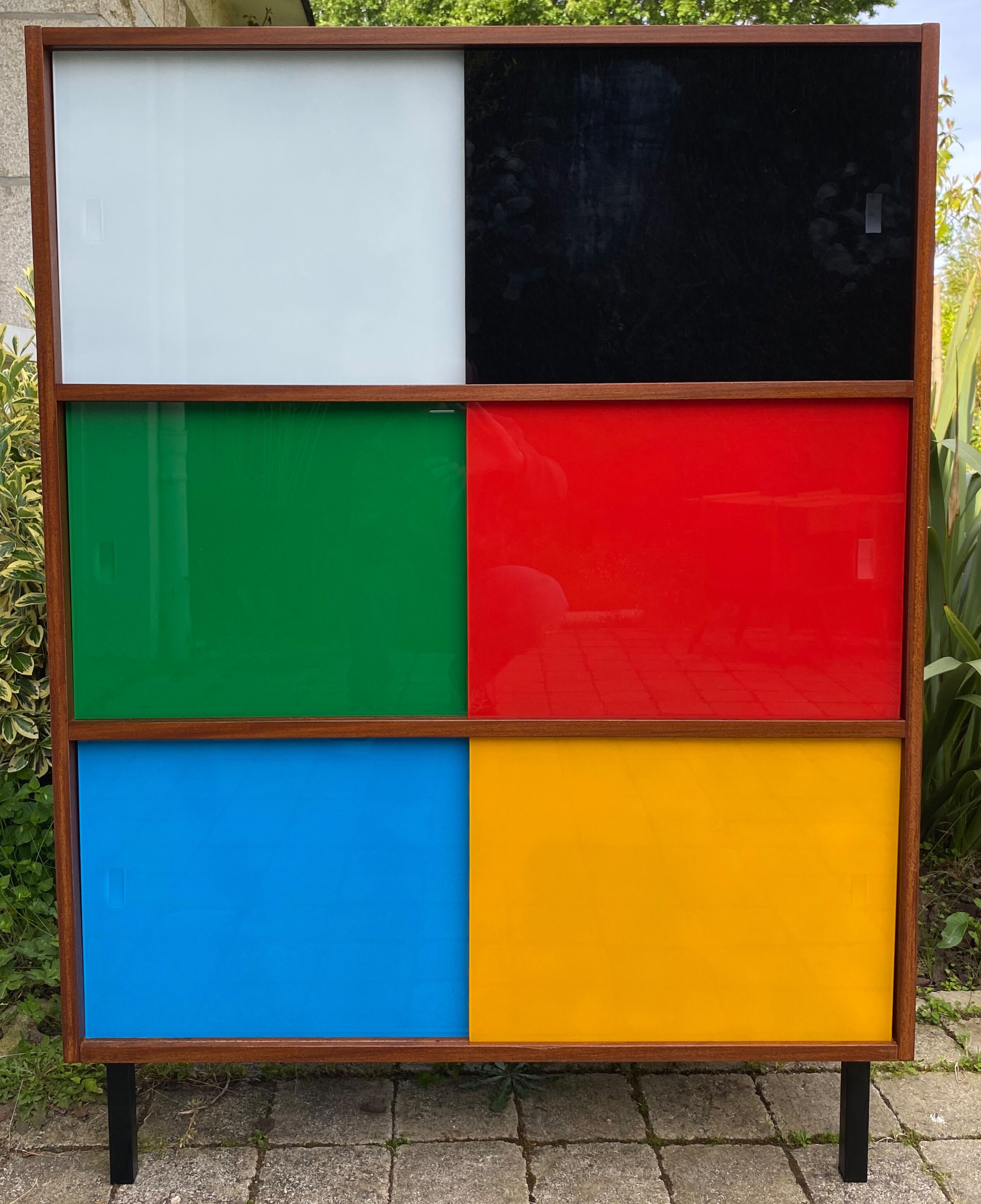 Vintage bookcase/showcase