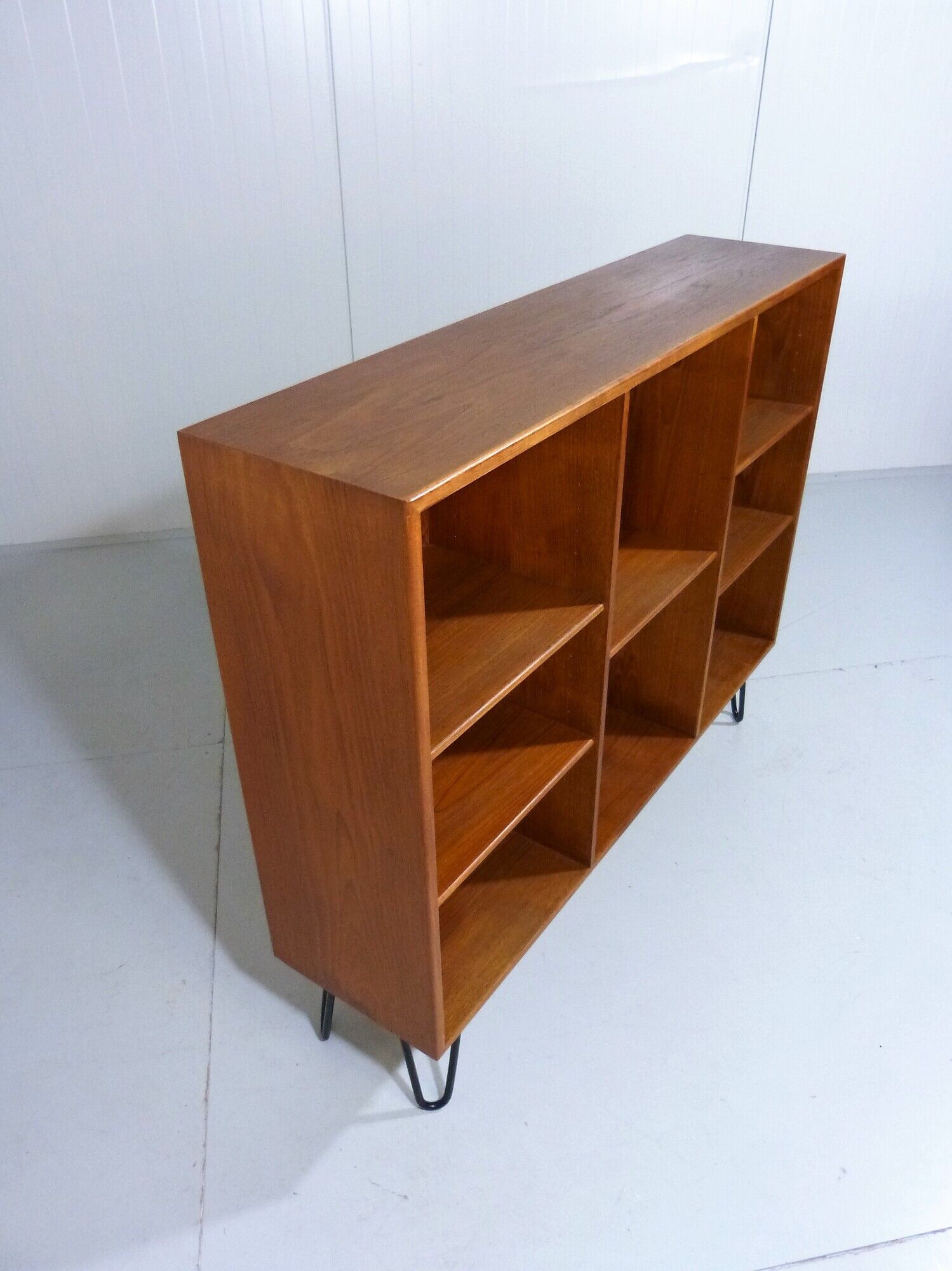 Teak bookcase with hairpin legs by Børge Mogensen for Søborg Møbler Denmark, 1960’s