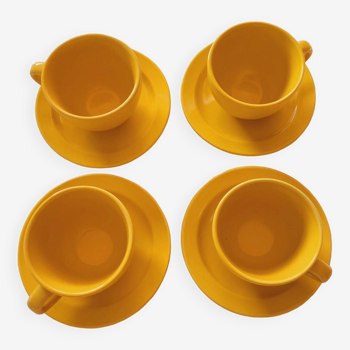 4 tasses et sous-tasses jaunes