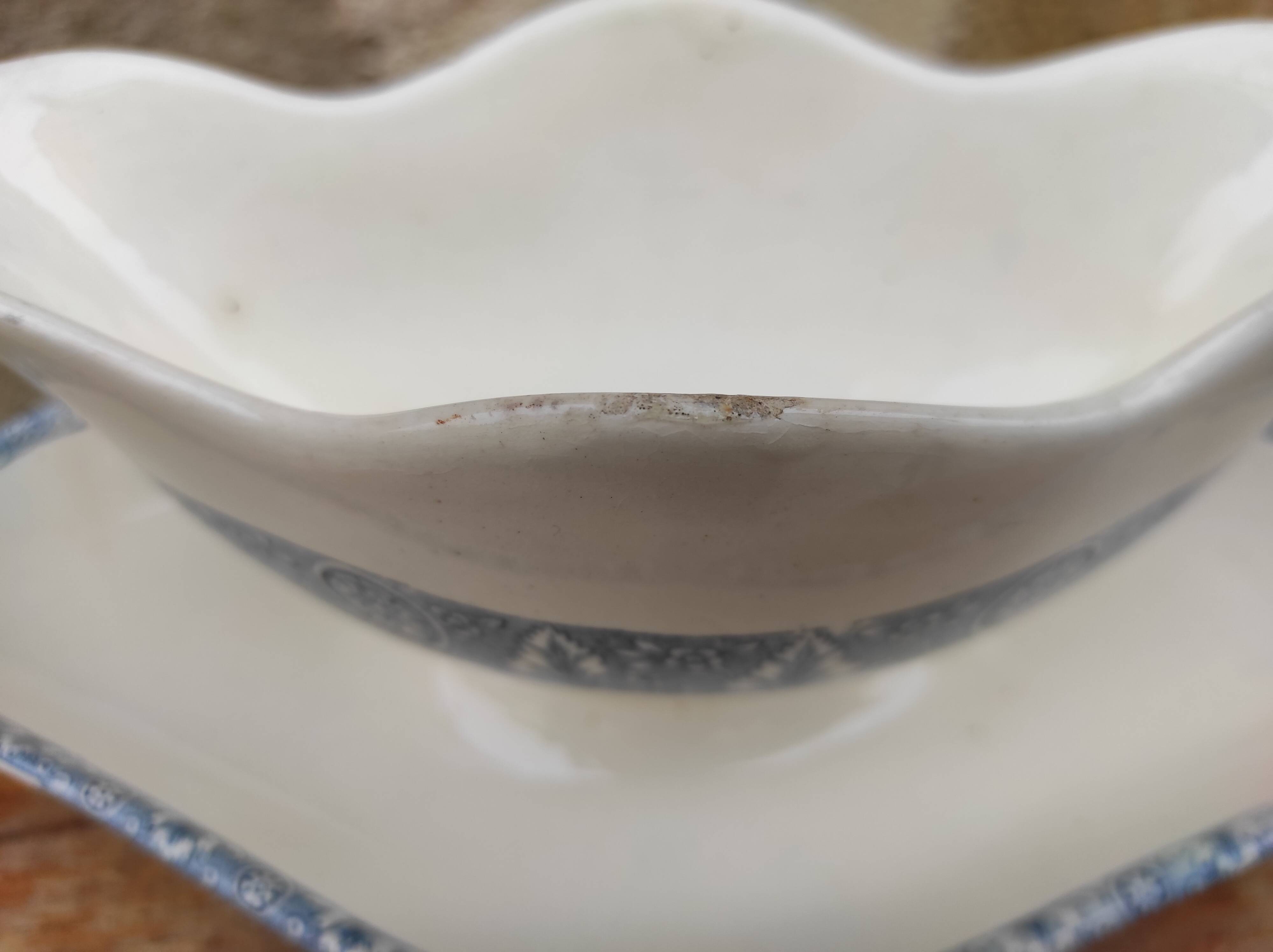 French vintage sauce boat, Salins E.C. Terre de Fer
