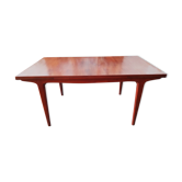Scandinavian dining expandable room table