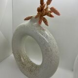 Round vase