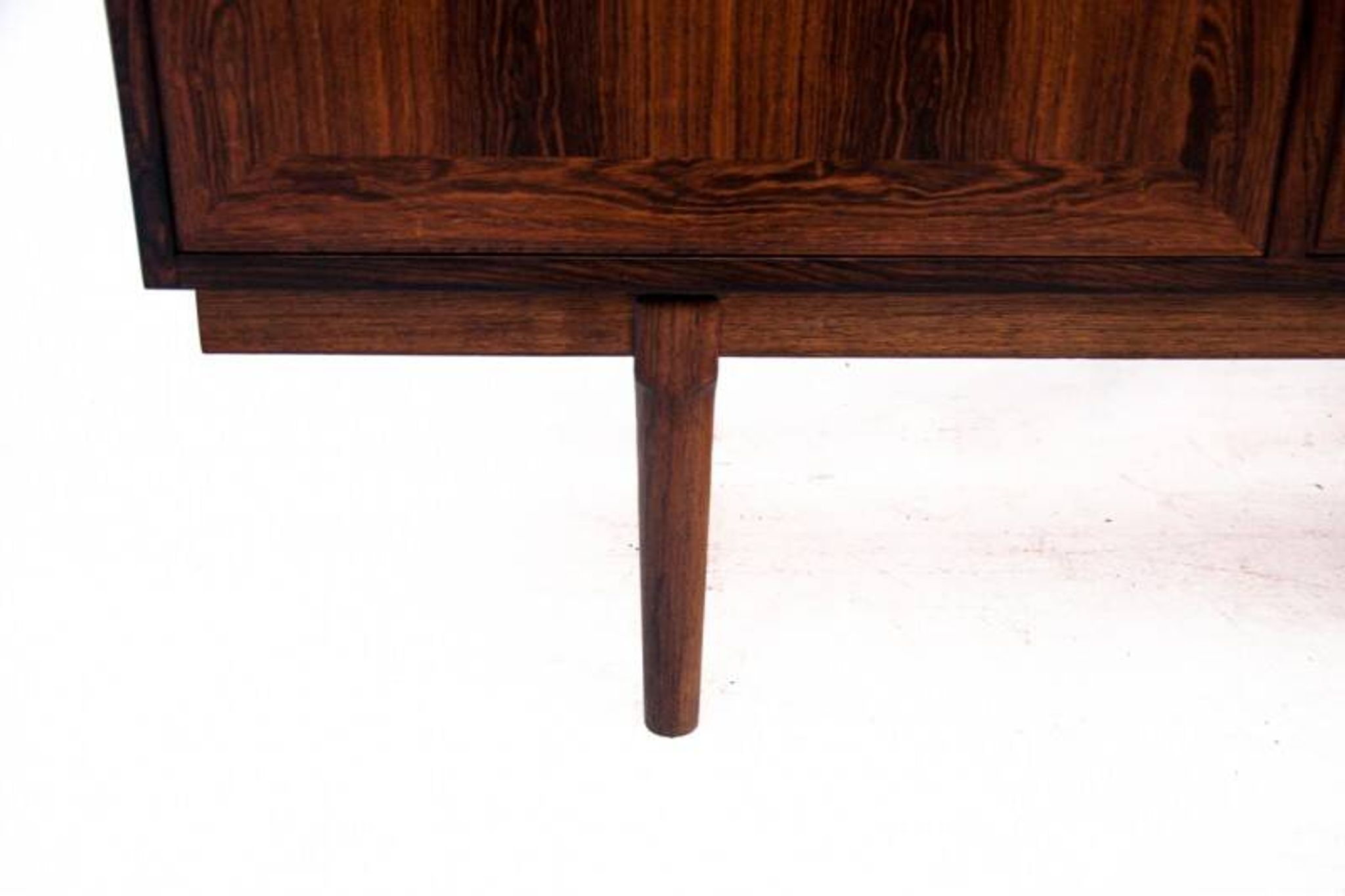Commode en palissandre, Danemark, années 1960. Après rénovation.