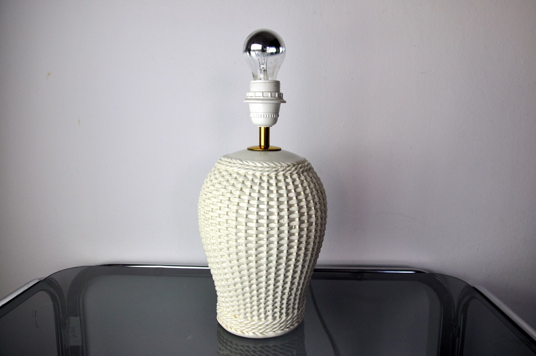 White ceramic "bamboo" lamp, Hollywood Regency, Italy, 1970