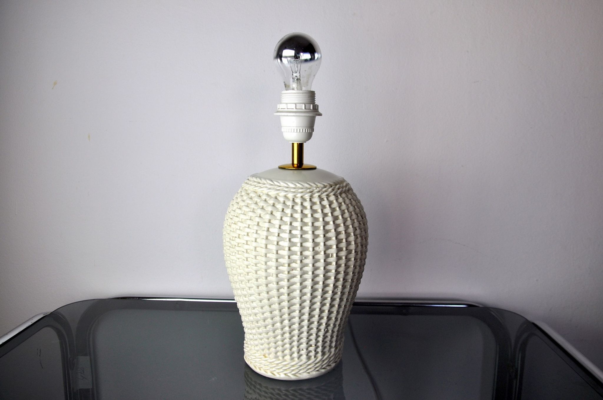 White ceramic "bamboo" lamp, Hollywood Regency, Italy, 1970