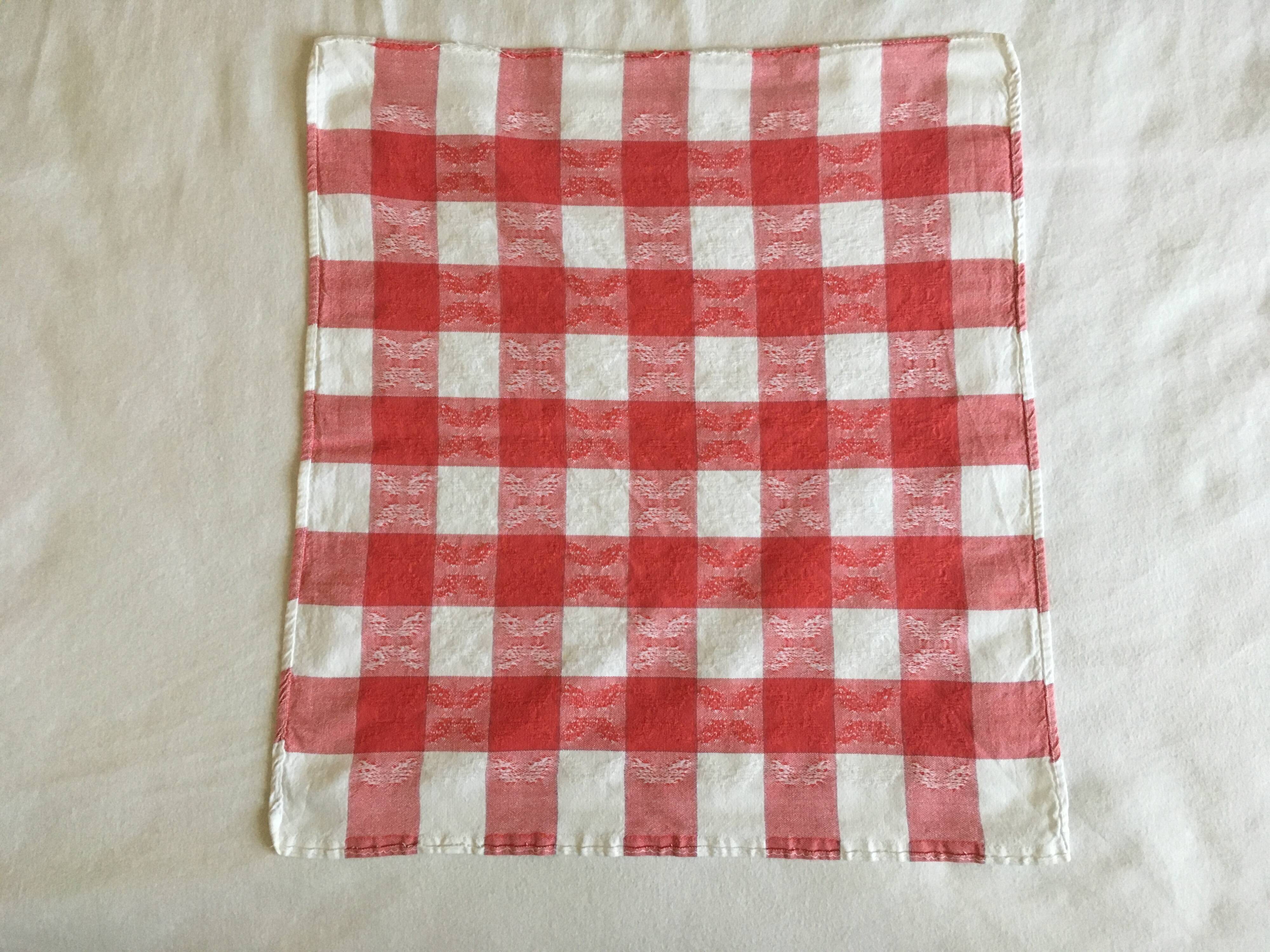 2 red/blue bistro napkins 45 x 43