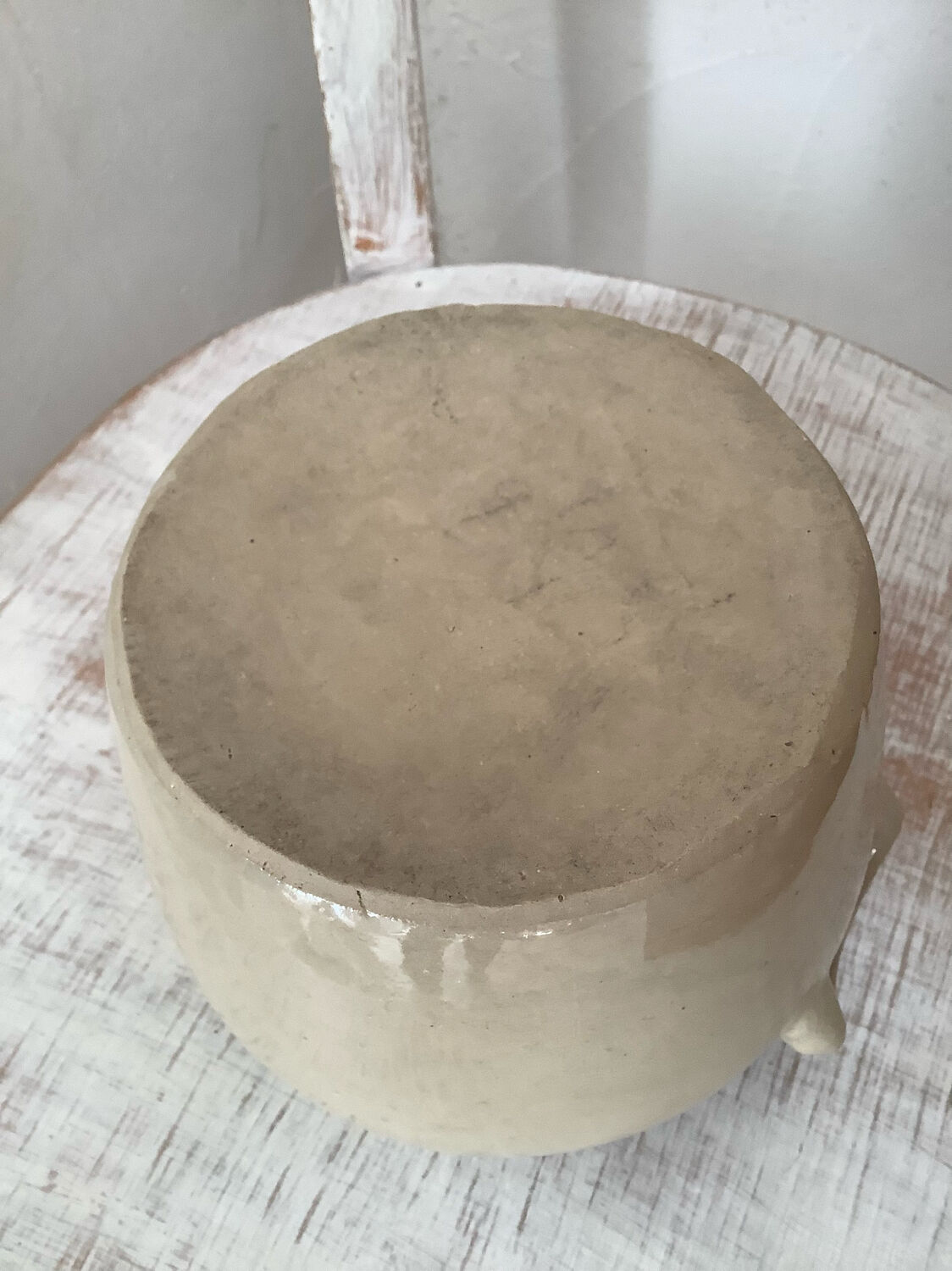 Grease pot or stoneware salt pan