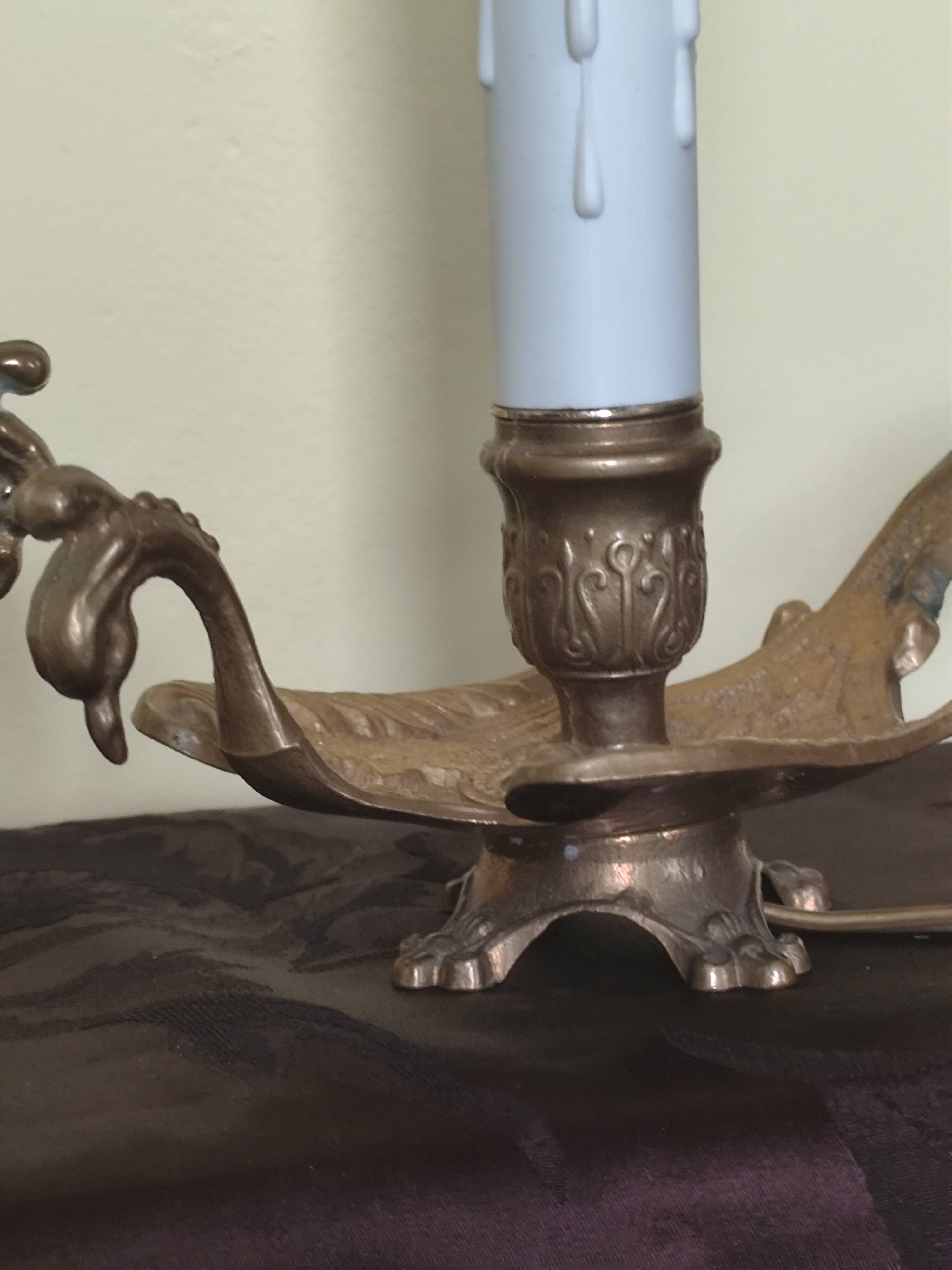 Pair of bedside lamps in chiselled bronze - bird shape -