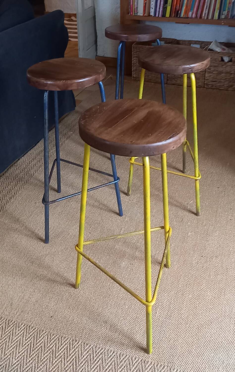 Set of 4 stools