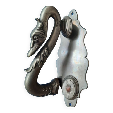 Rare and large door knocker (door knocker) in the shape of a swan neck.