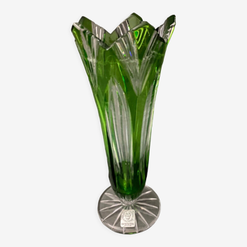 Vase cornet en cristal de bohême vert et blanc 1960