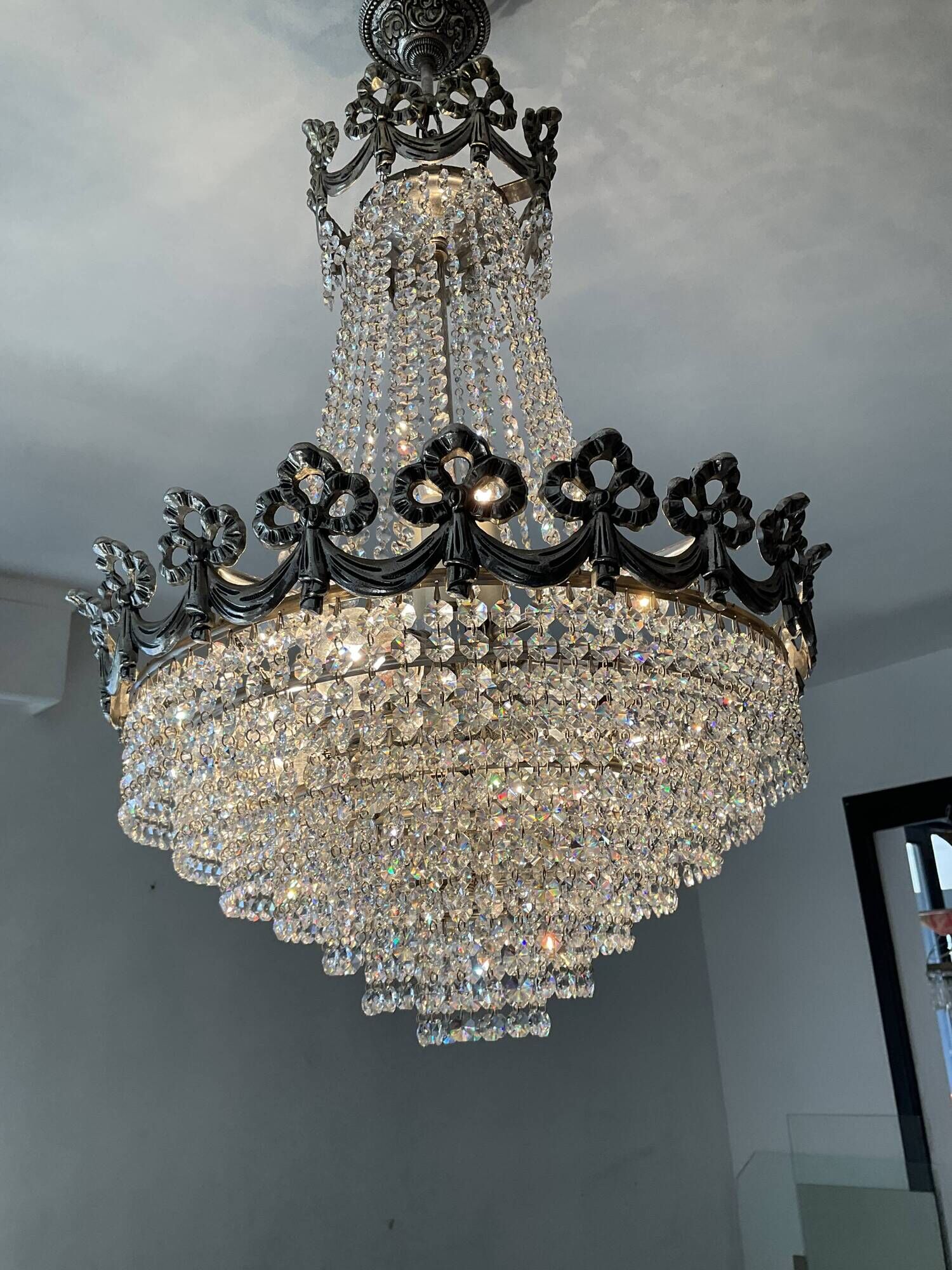 Hot air balloon chandelier in silver bronze and crystal tassels