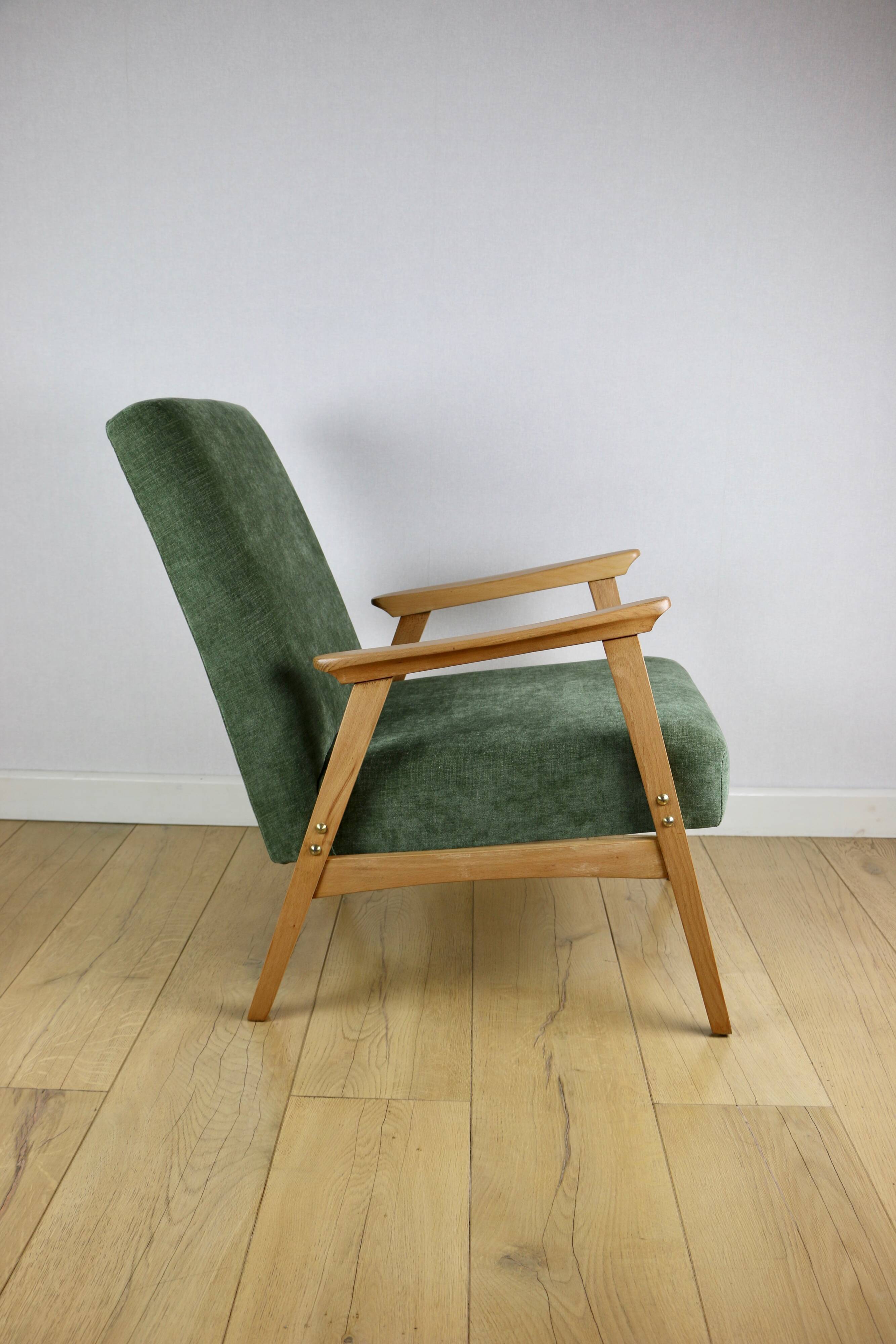 Classic armchair green olive structural light wood