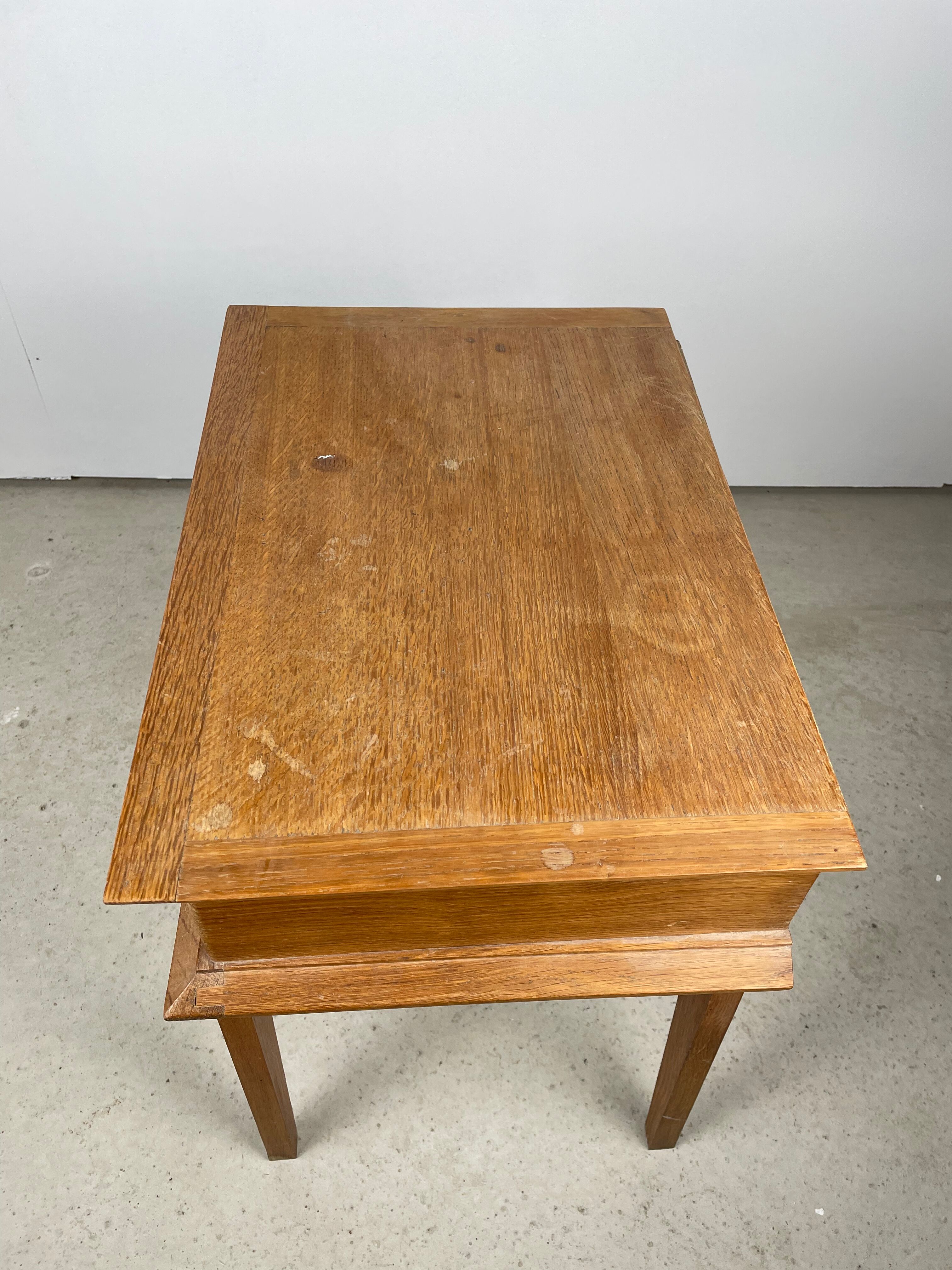 Bedside table feet compass 1950