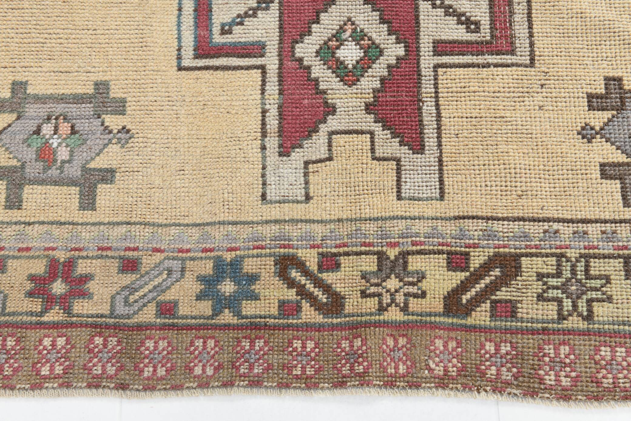 Light Yellow Red Modern Oushak Rug, 140x211Cm