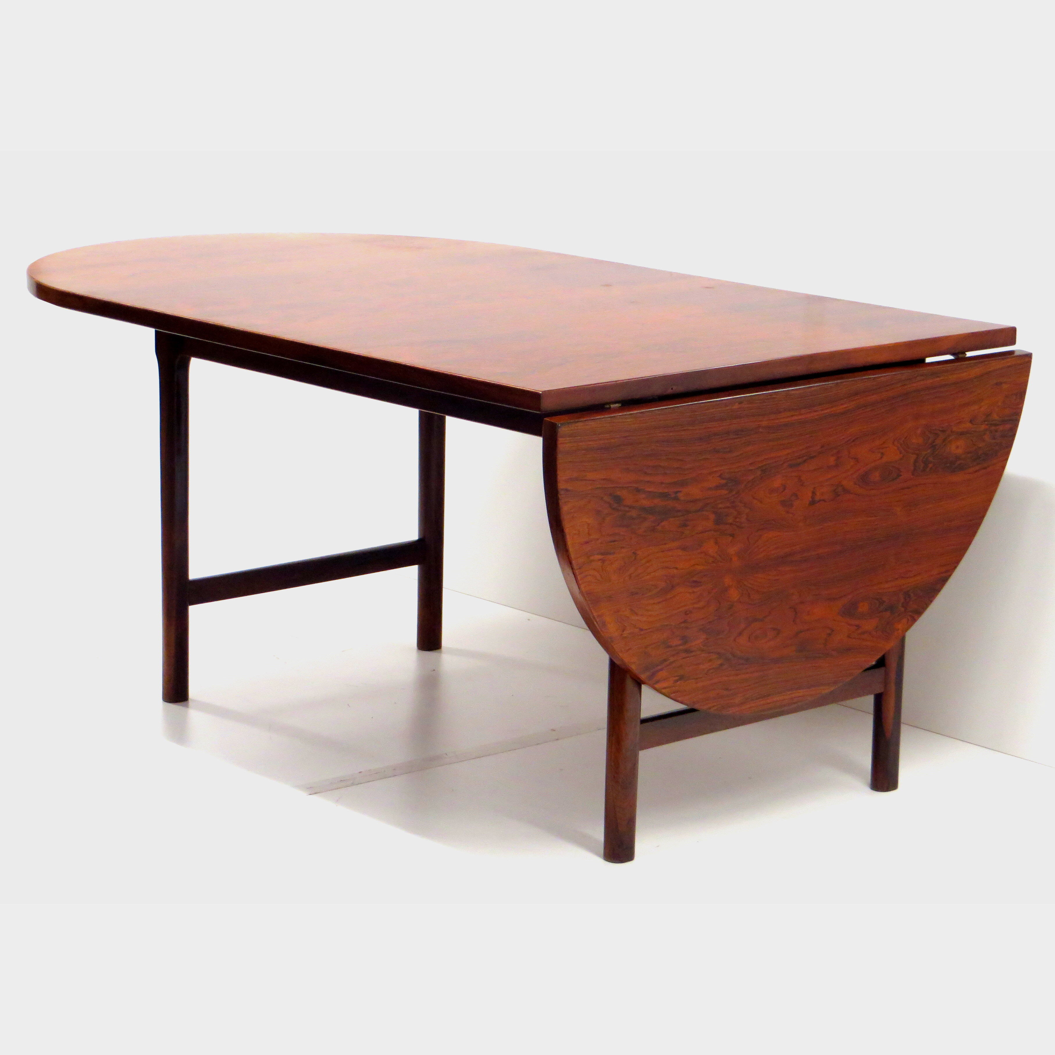 Oval extendable drop-leaf dining table, conference table made of high quality brazilian rio rosewood