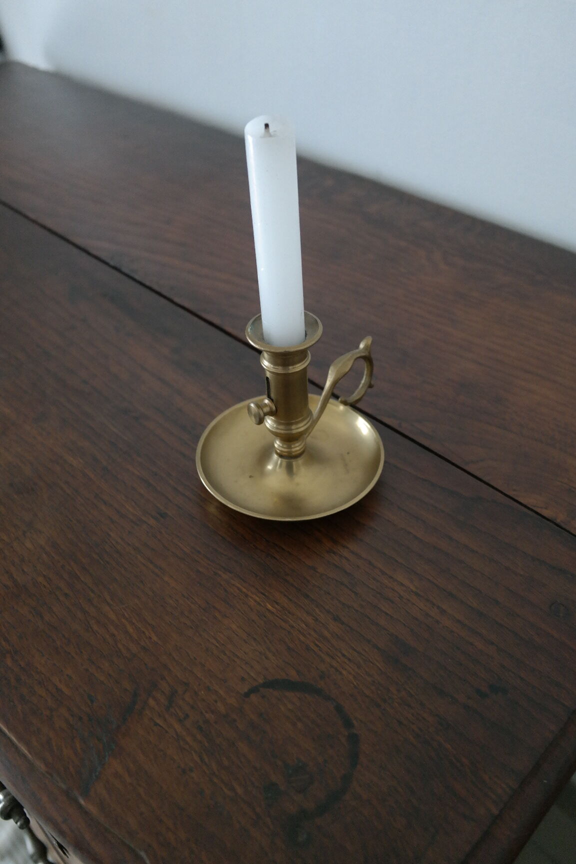 Commode arbalète campagnarde en chêne xxème