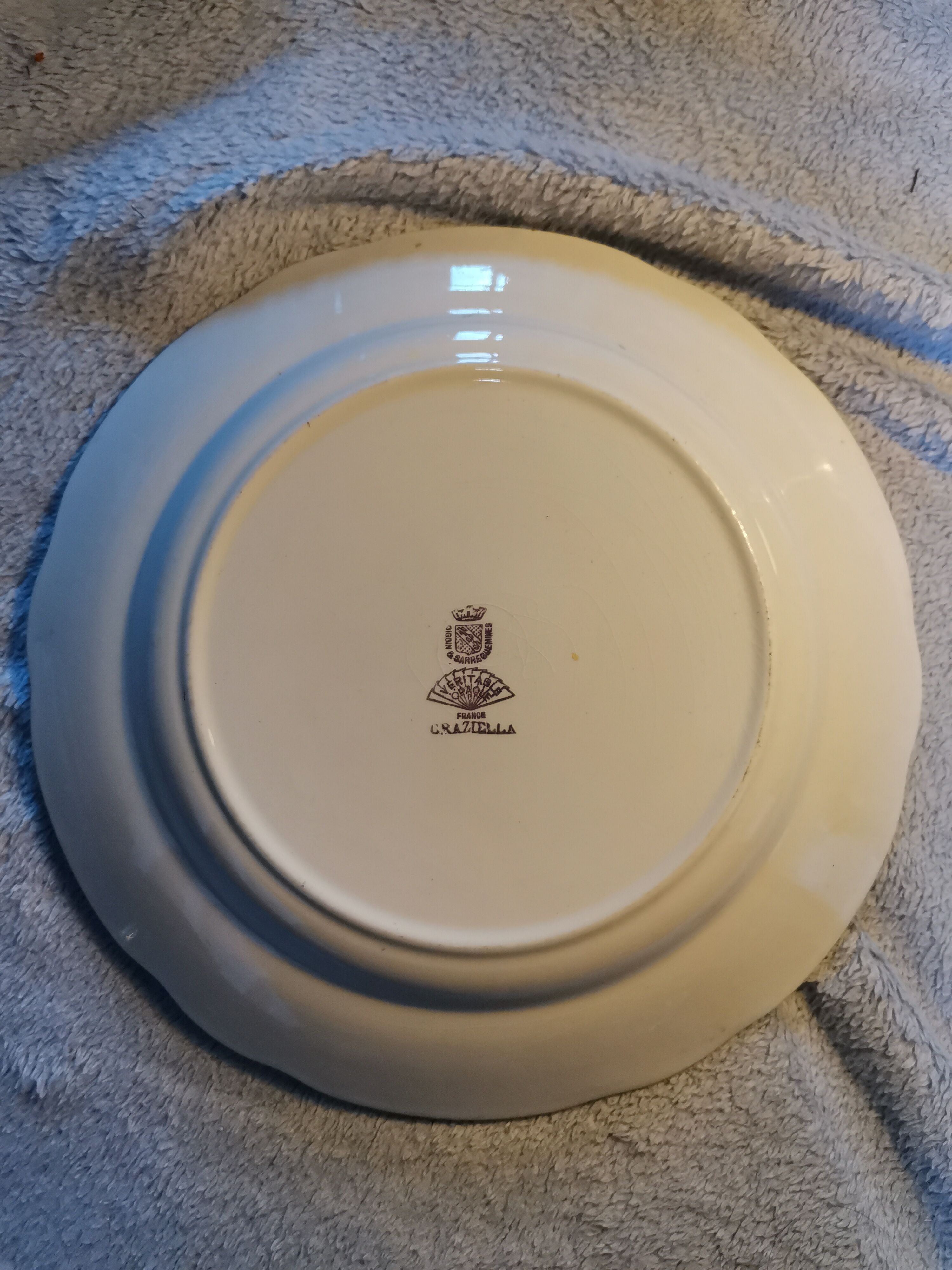 Plate Graziella Digoin