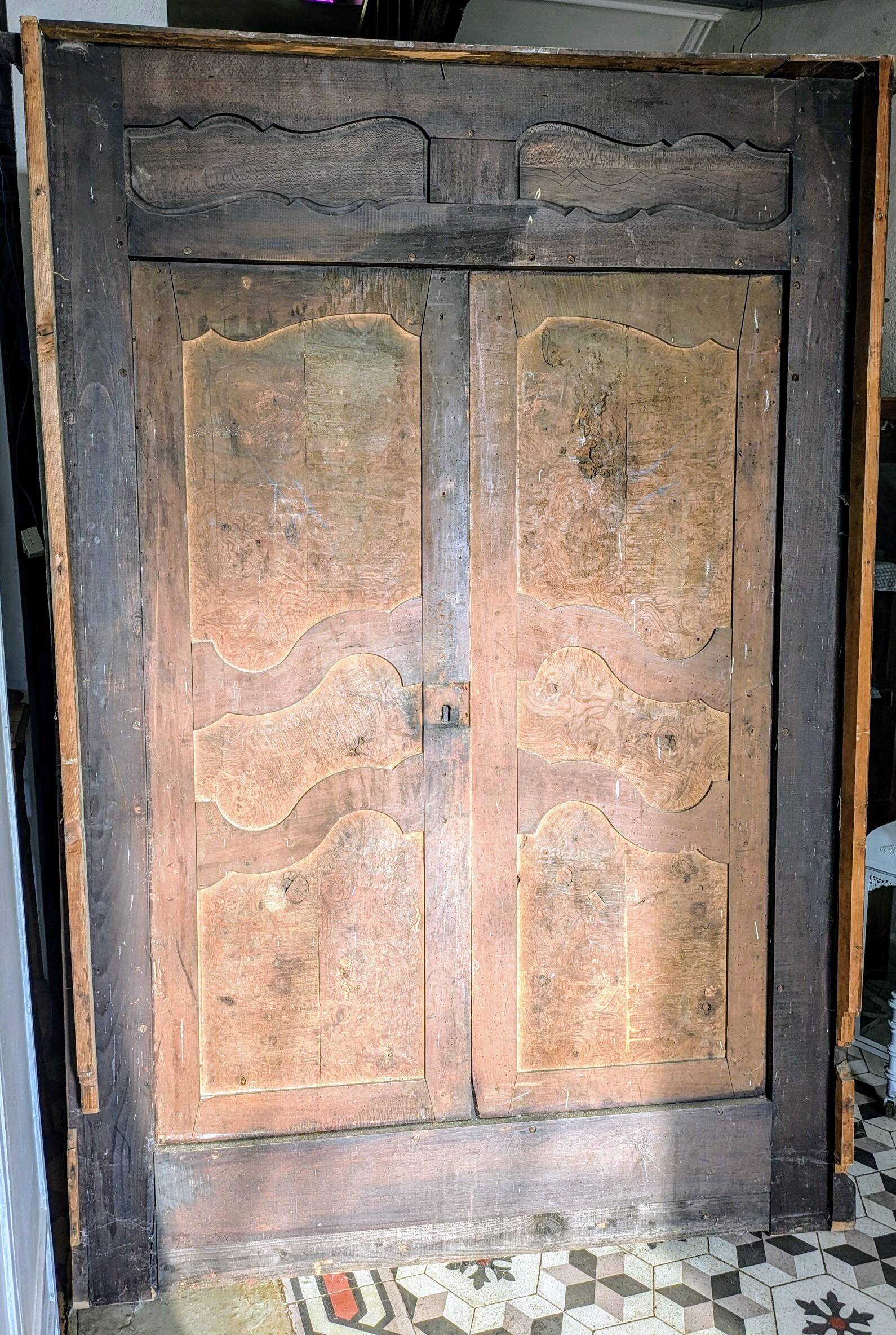 Antique 19th century solid walnut and burl walnut coat rack