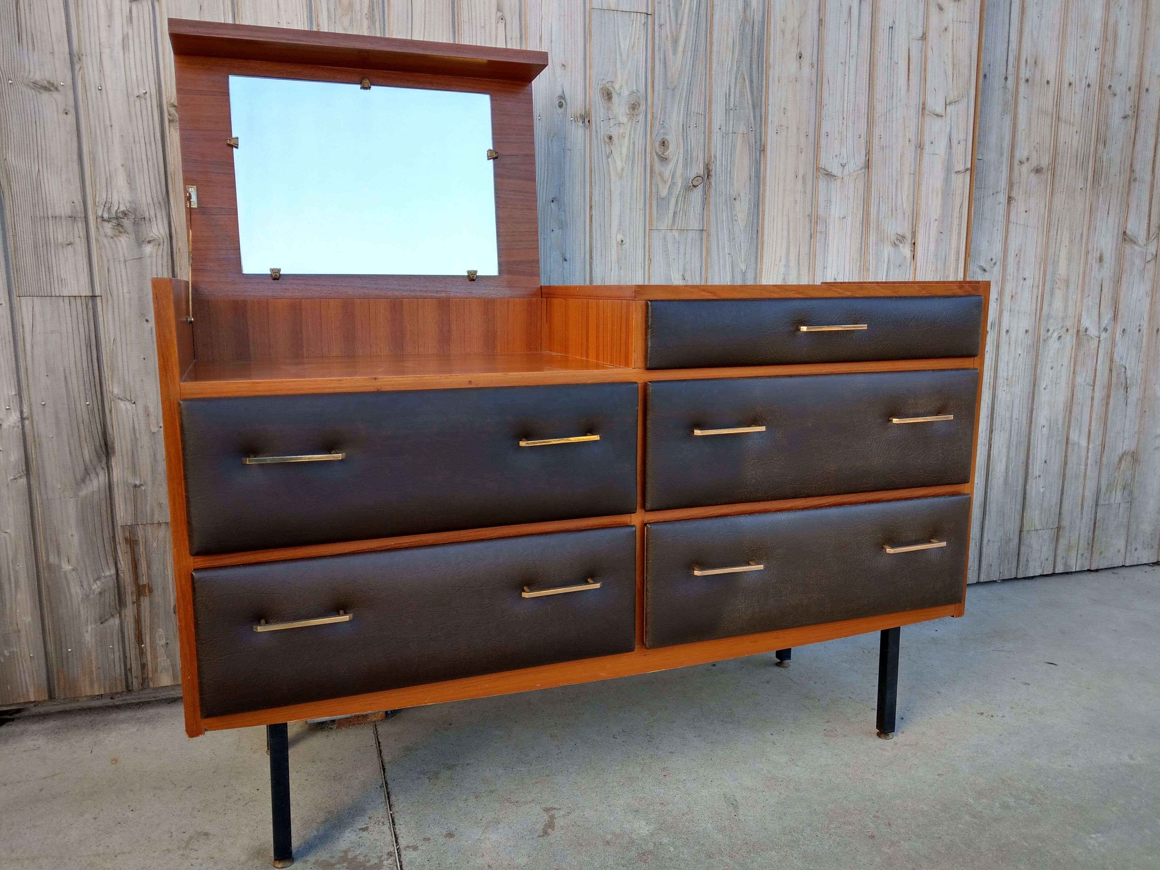Roger Landault dresser